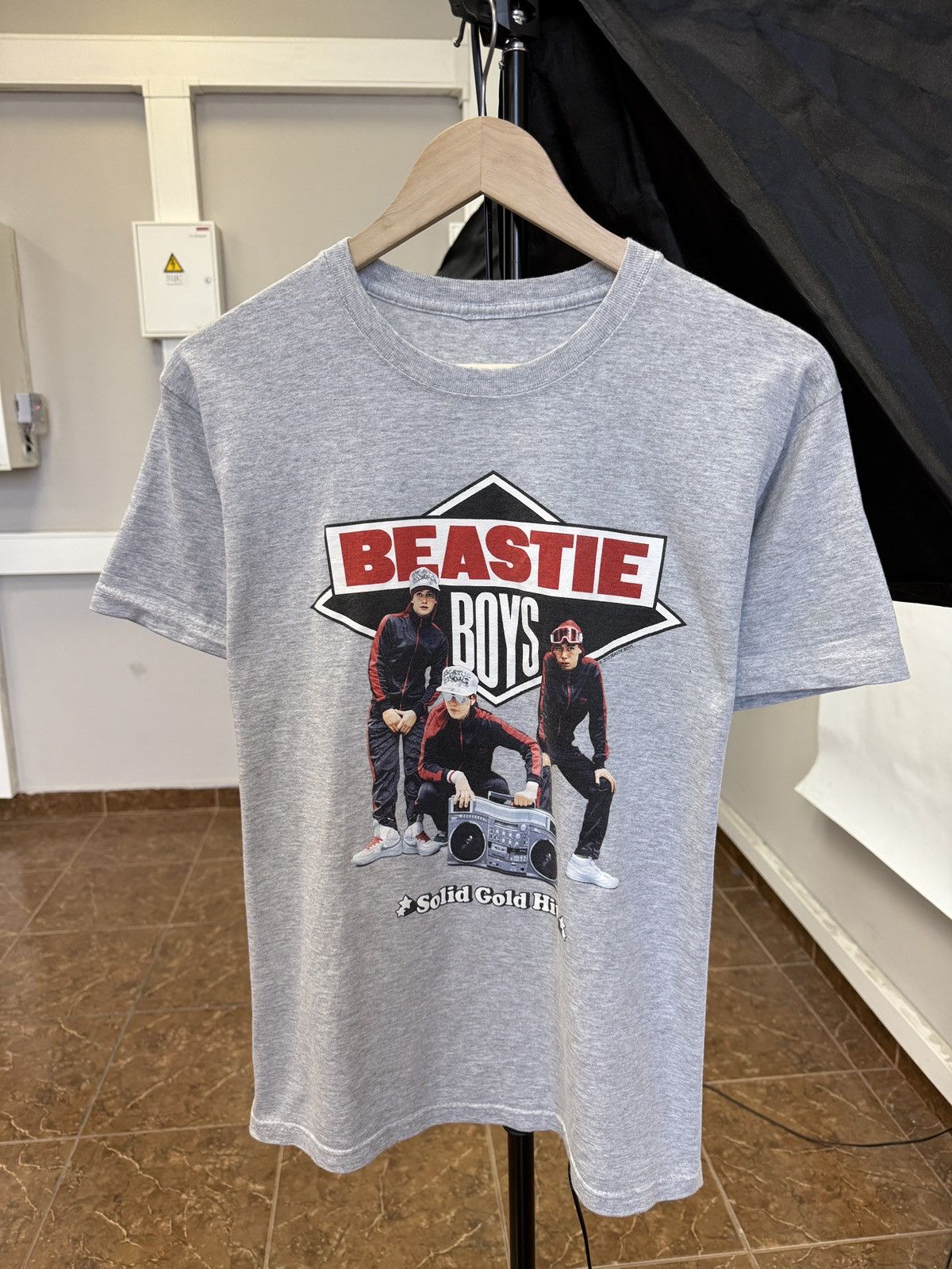 Band Tees 🇺🇸 Vintage Beastie Boys Solid Gold Hits T-Shirt 2012 Retro Size US M / EU 48-50 / 2 - 1 Thumbnail