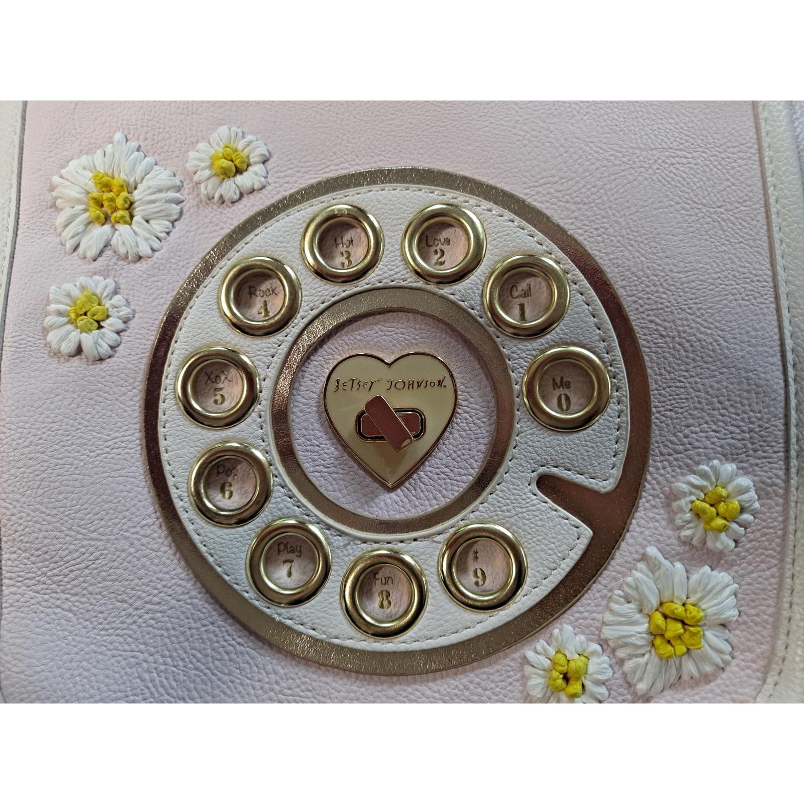 Betsey Johnson Betsey Johnson Pink Telephone Purse With Daisies Shoulder Ba Size ONE SIZE - 2 Thumbnail