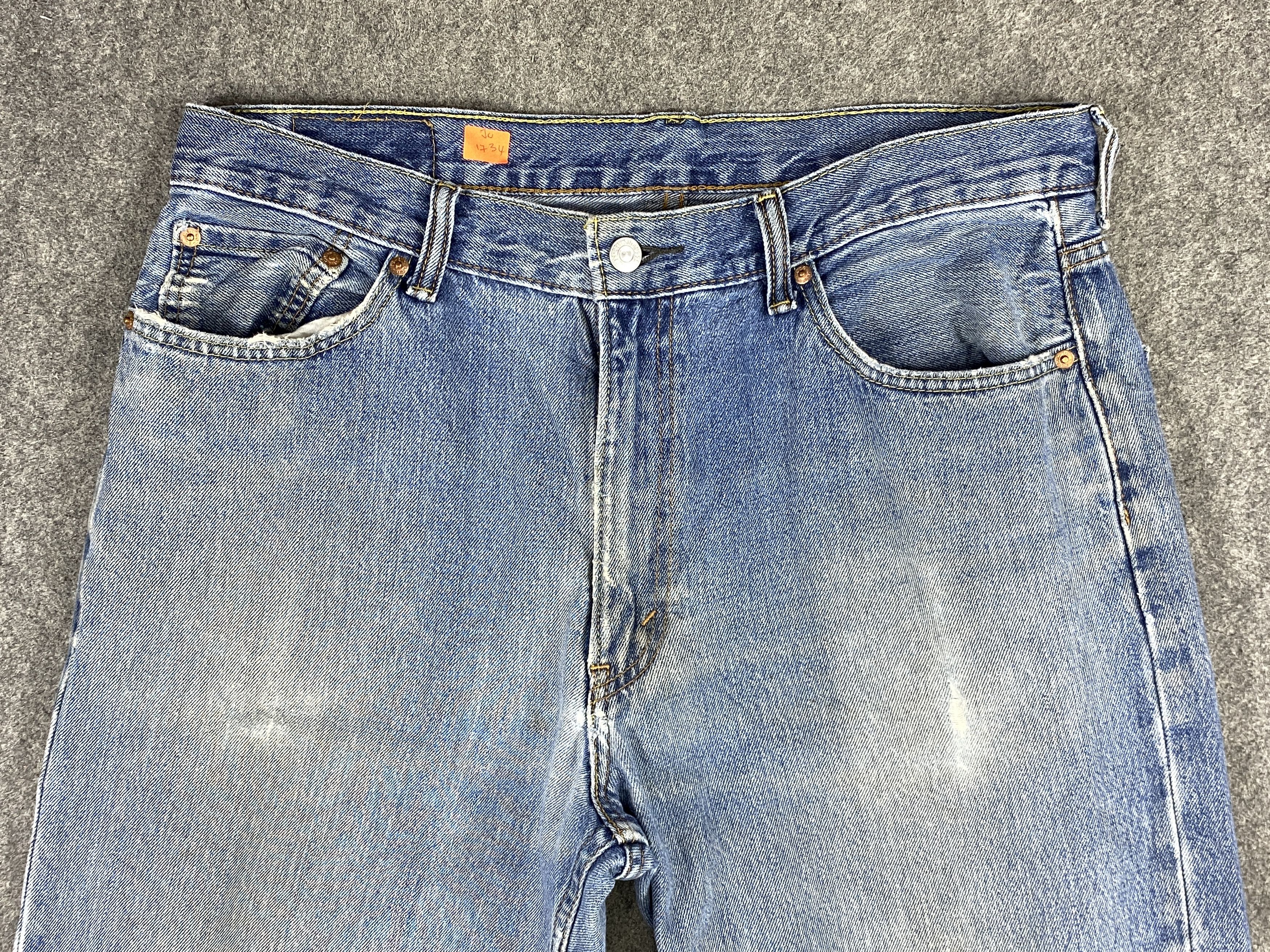 Levi's Dirty Blue Vintage Levi's 550 Jeans 35x34 Denim -JN1734 Size US 35 - 3 Thumbnail