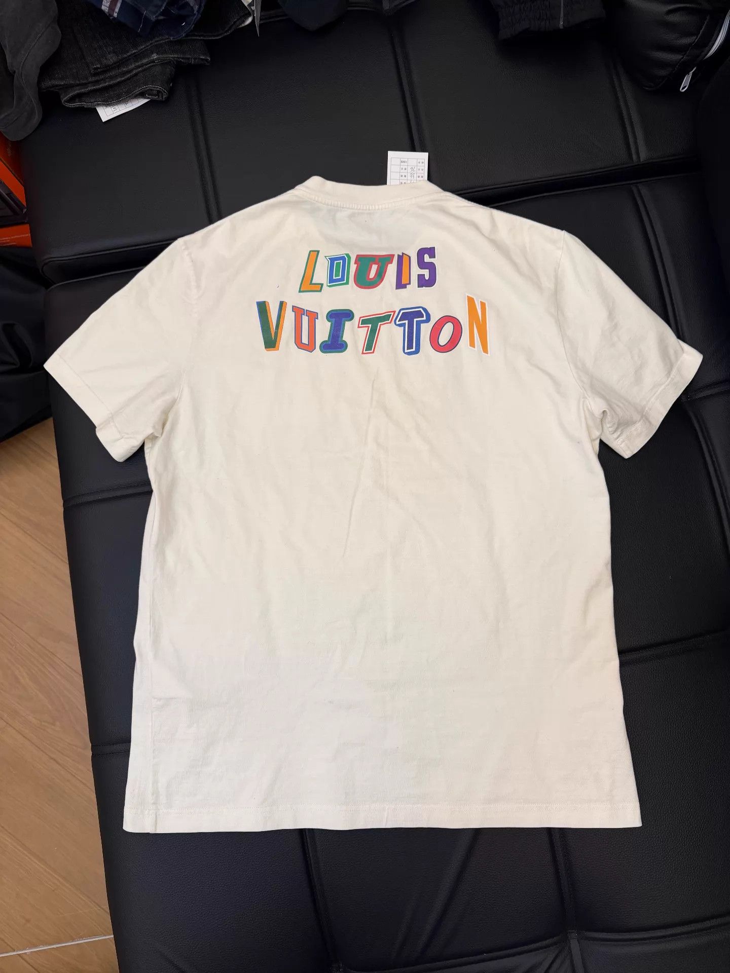 Louis Vuitton LV x NBA Short Sleeve Tee L Size L / US 10 / IT 46 - 2 Thumbnail