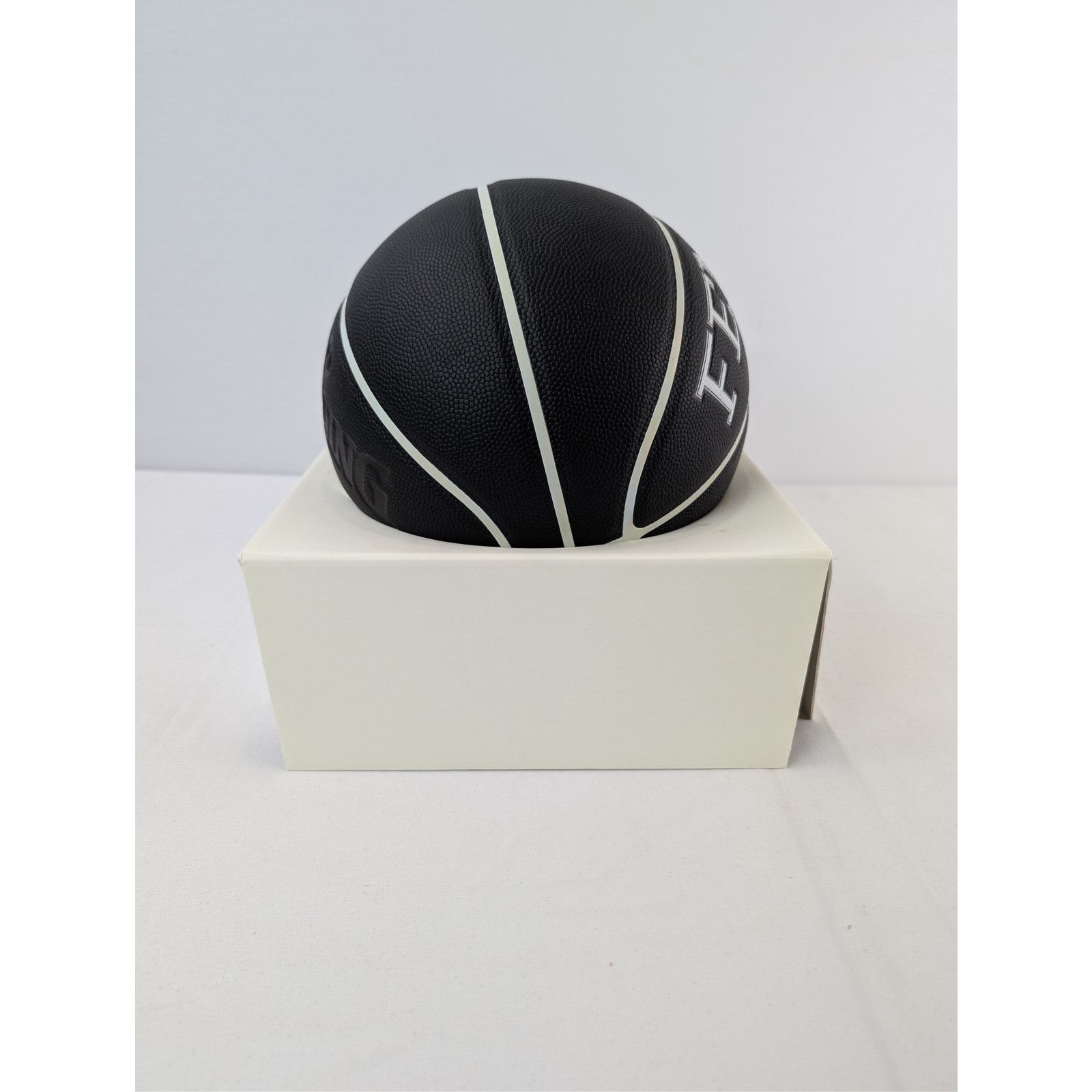 Fendi o1rshd1 Size: OS/ M.City Sport Basket Ball / Polyamide Black Size ONE SIZE - 4 Thumbnail