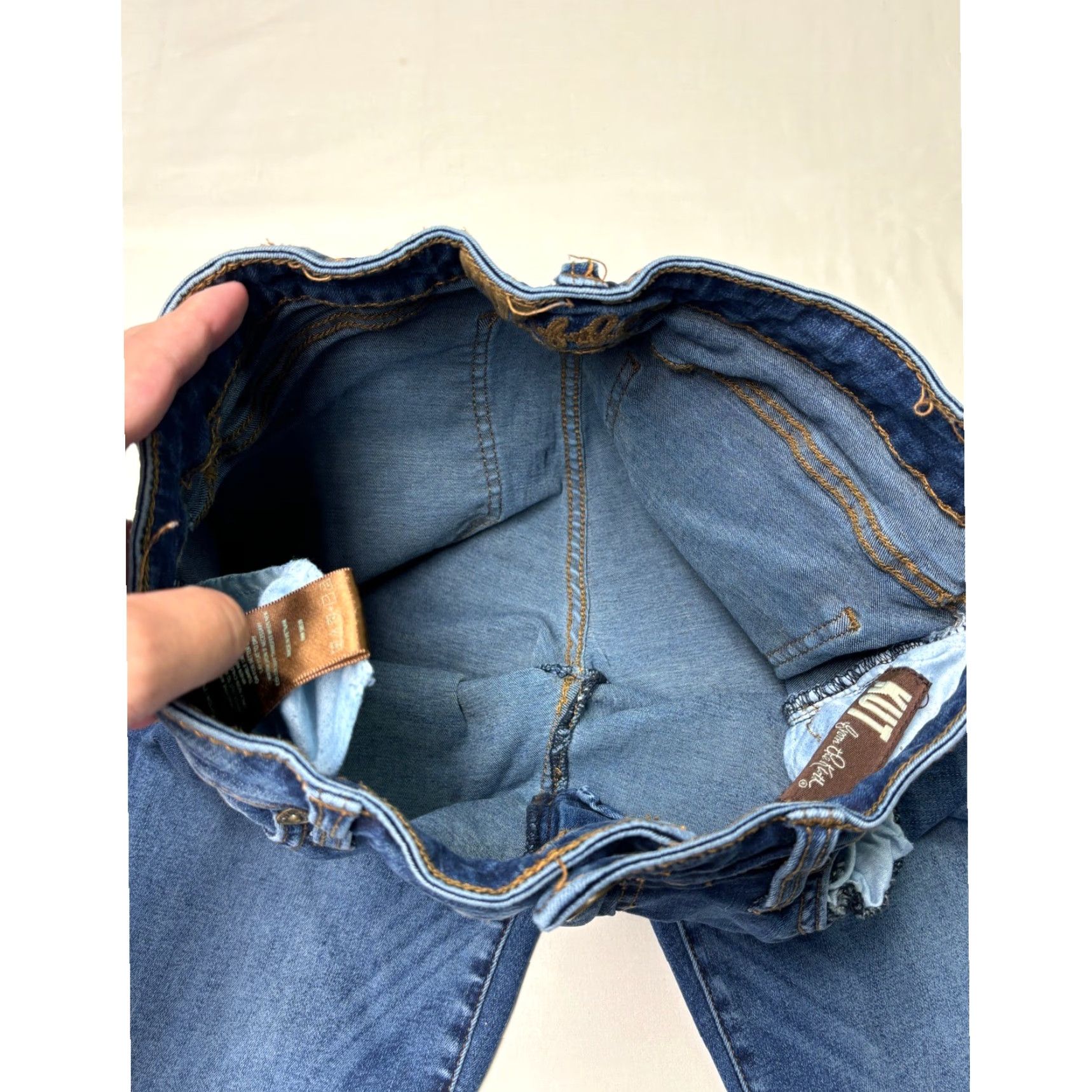 Vintage KUT From The Kloth Jeans Skinny Womens 26x29 Blue Medium Wash Stretch Denim Zip Button Pockets Distressed Size 26" / US 2 / IT 38 - 4 Thumbnail