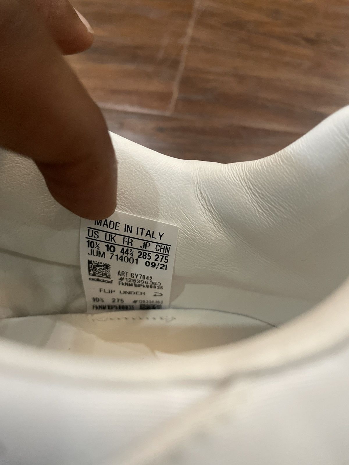 Adidas × Prada Adidas x Prada White Re-Nylon size 10.5 Size US 10.5 / EU 43-44 - 14 Thumbnail