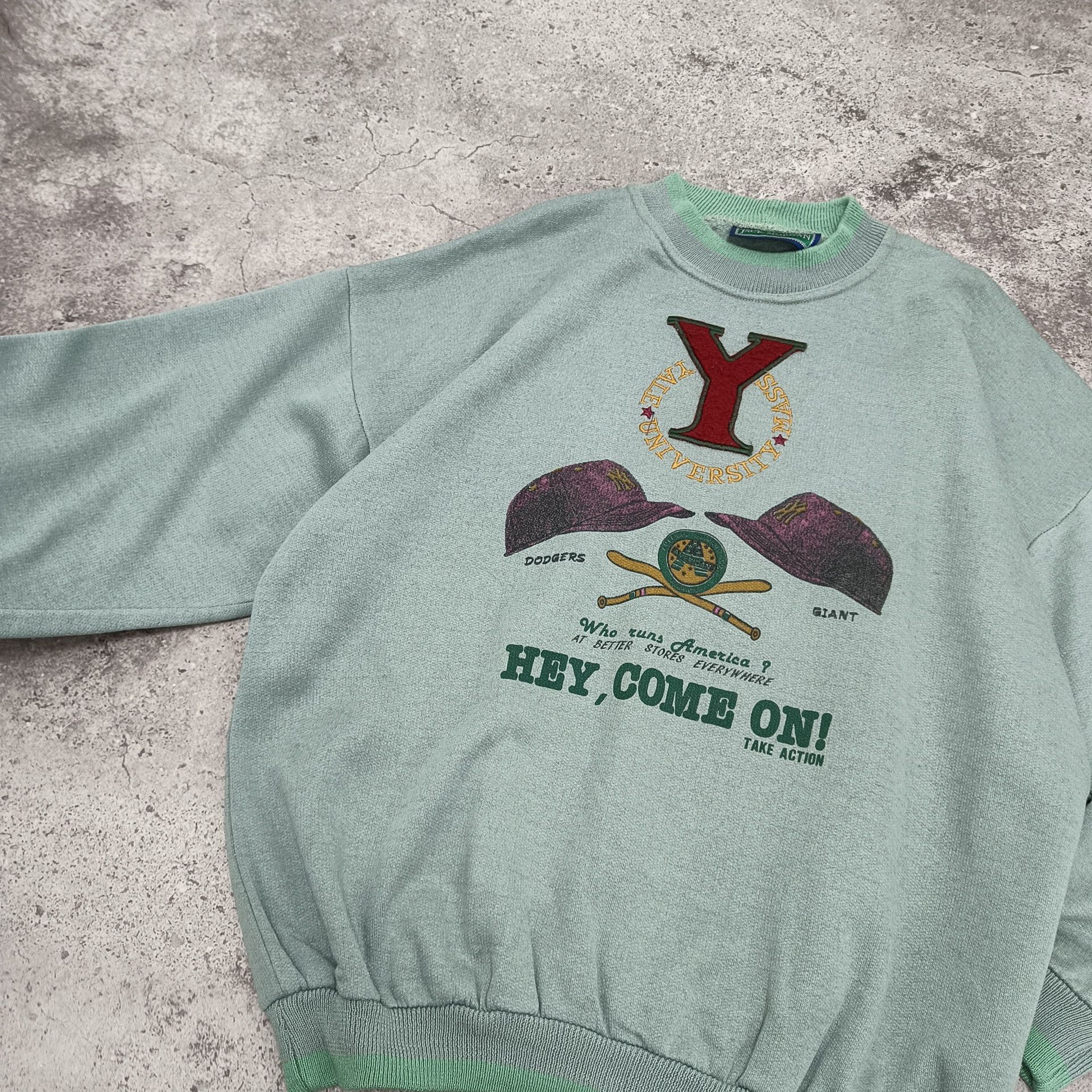 Vintage VINTAGE YALE UNIVERSITY SWEATSHIRT XL PULLOVER Size US XL / EU 56 / 4 - 5 Thumbnail