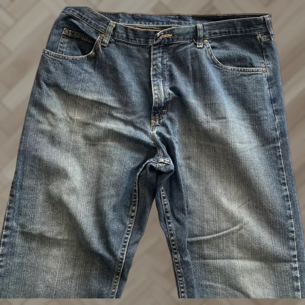 Wrangler Wrangler Jeans Men’s 40x30 Relaxed Fit Straight Leg Solid Blue Denim Cotton Regular Mens Pants Size US 40 / EU 56 - 1 Thumbnail