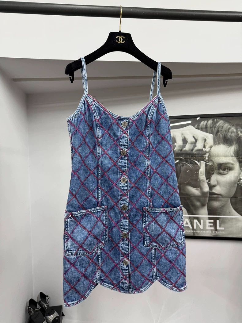 Chanel Chanel Beach series blue diamond plaid denim suspender dre Size XS / US 0-2 / IT 36-38 - 1 Thumbnail