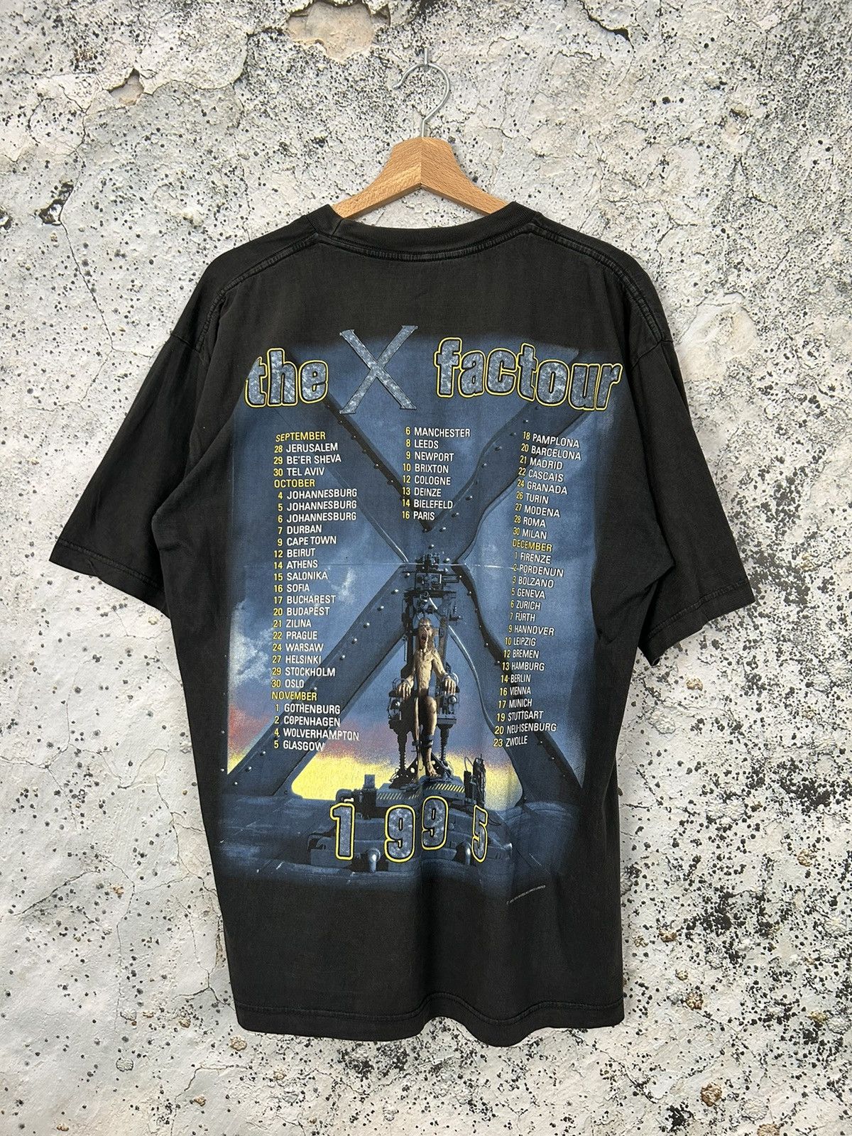 Band Tees Vintage Iron Maiden 1995 The X Factour Rock Band Tee Metal Size US XL / EU 56 / 4 - 2 Thumbnail