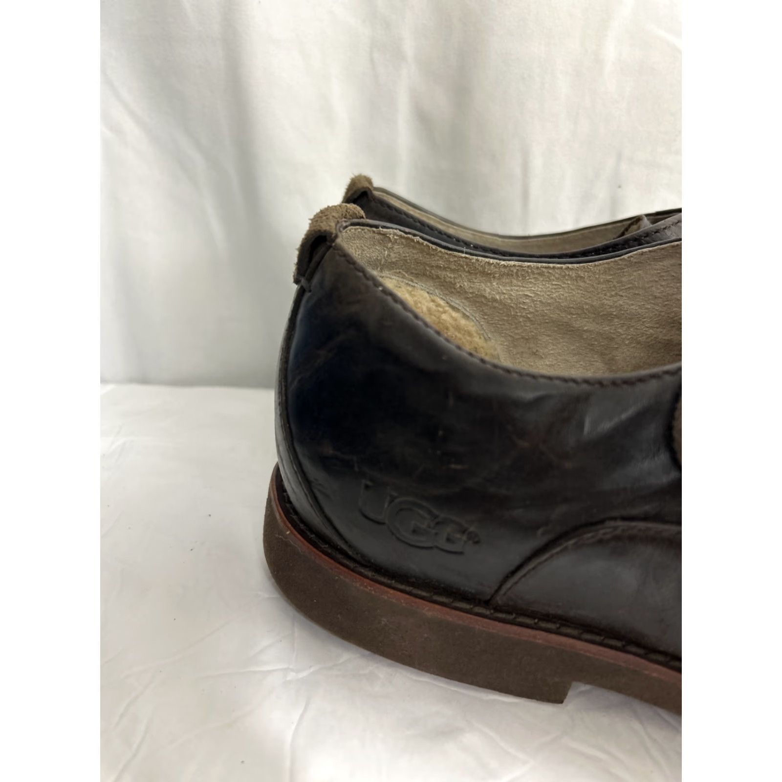 Ugg UGG Australia Klayton Casual Oxford Leather Men’s 11/12 Brown Sheepskin Liner Dress Shoe Mens Size 11 USA Leather Outsole Vintage: No Size US 12 / EU 45 - 3 Thumbnail