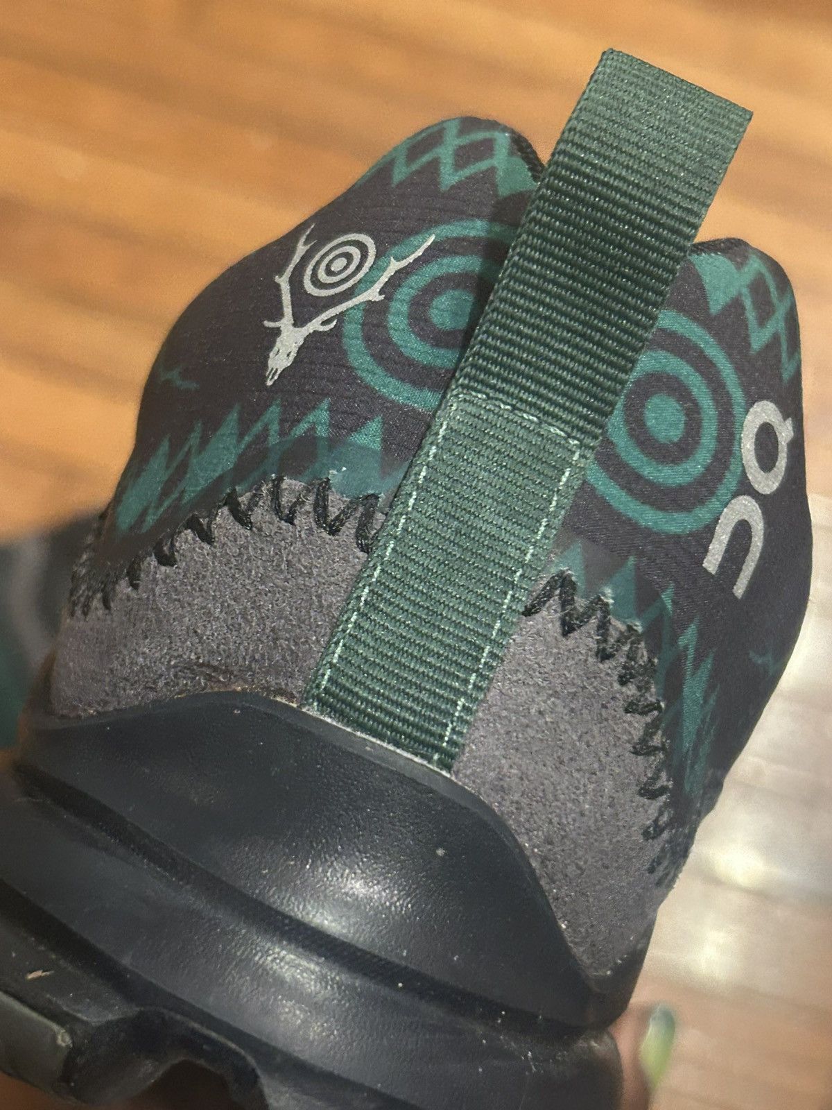 On × South2 West8 Cloudaway Black/Evergreen Running Shoe Size US 13 / EU 46 - 12 Thumbnail