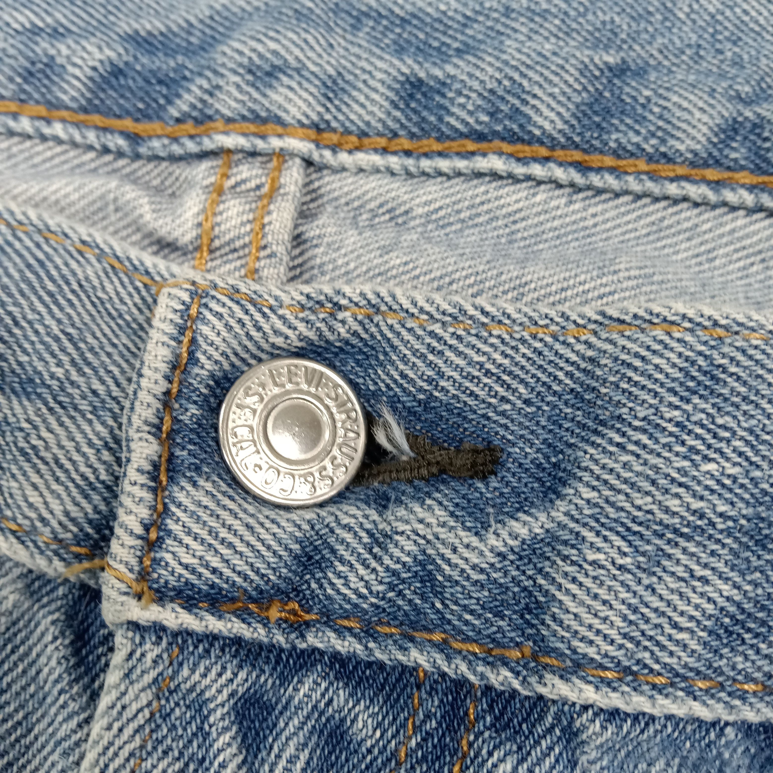 Levi's 90's Levi's 550 Distressed Style Denim Jeans C272N7 Size US 36 / EU 52 - 3 Thumbnail