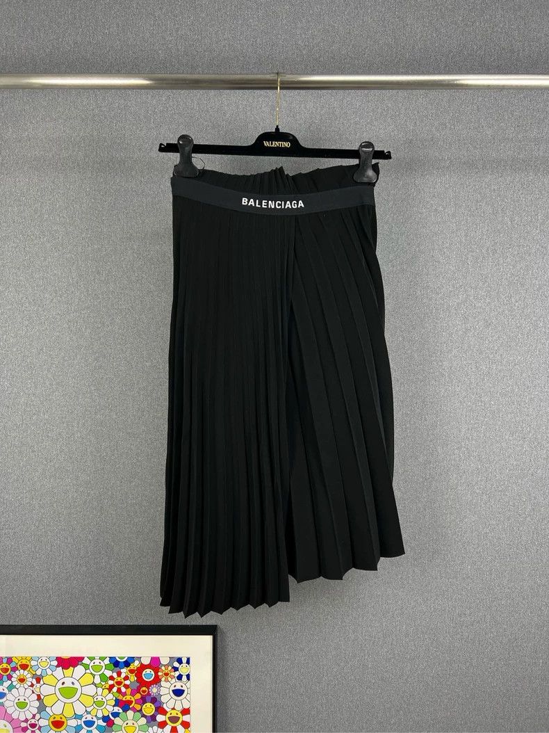 Balenciaga BALENCIAGA Pleated Skirt Long Dress Size 38 - dmc Size US 38 / EU 54 - 1 Thumbnail