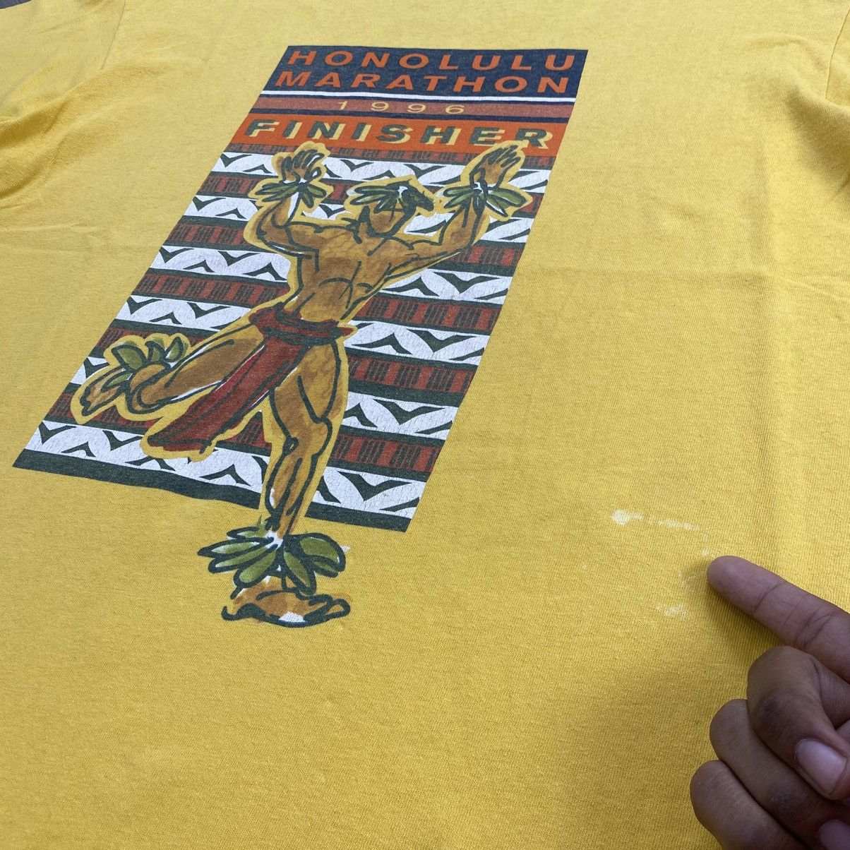 Nike Vintage Nike Honolulu Marathon Finisher 1996s Tee Streetwear Size US M / EU 48-50 / 2 - 10 Thumbnail