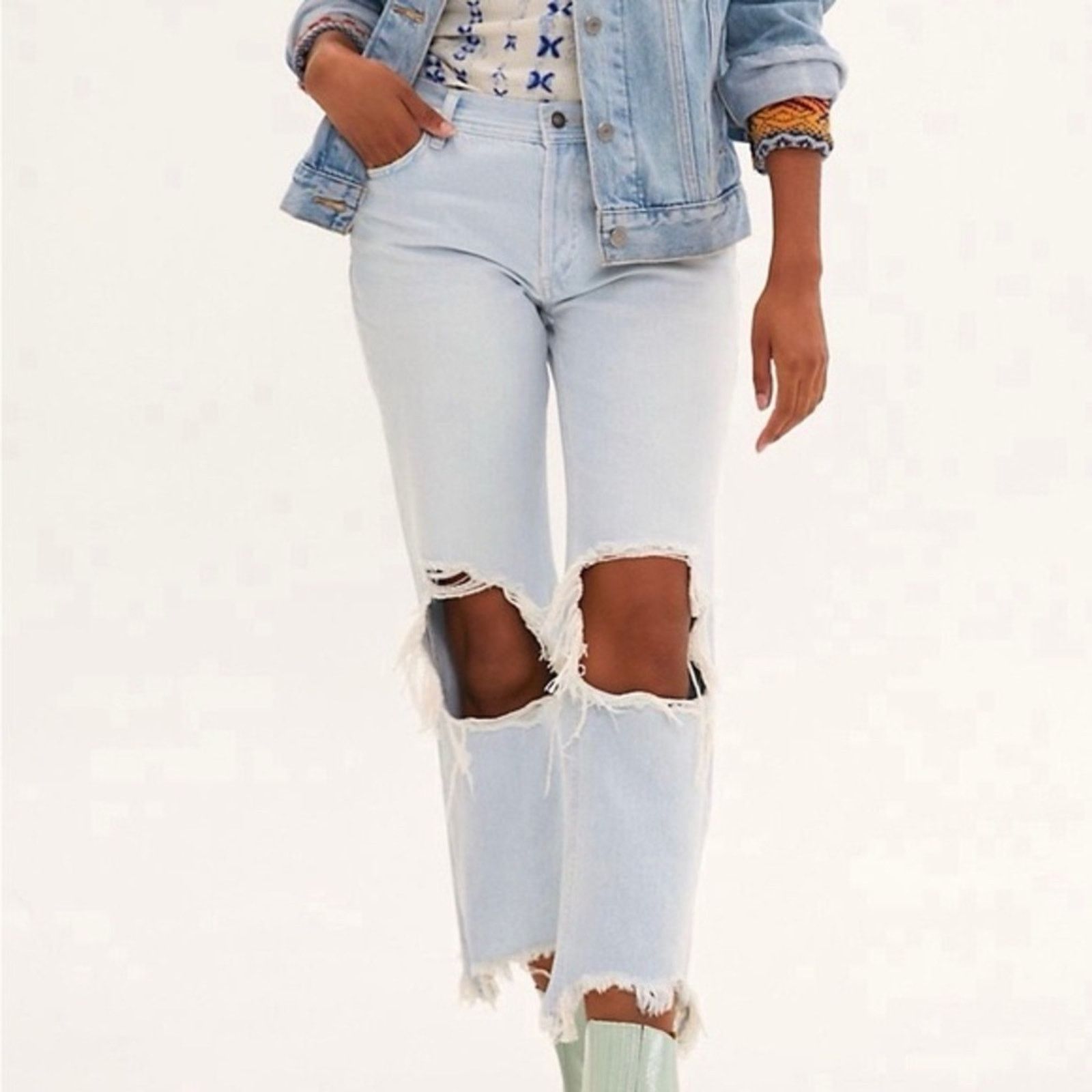 Free People Free People We The Free Maggie Distress Crop Jeans Womens 24 Size 24" / US 00 / IT 34 - 3 Thumbnail