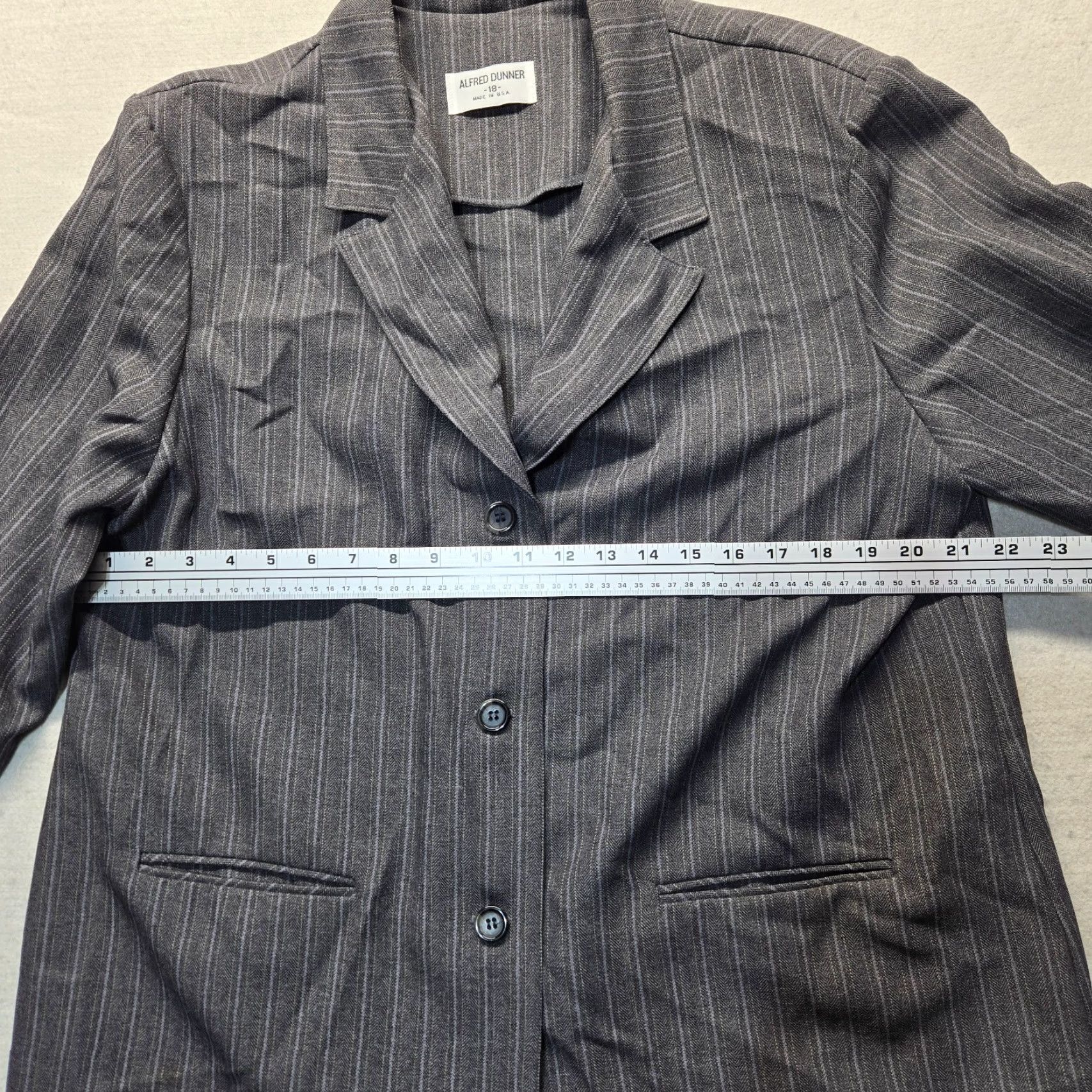Vintage Alfred Dunner Black Dress Jacket Coat Adult Women's Size 18 18 Black Alfred Dunner Dress Jacket Coat Women Adult Size 18 Black Size XXL / US 16-18 / IT 52-54 - 5 Thumbnail