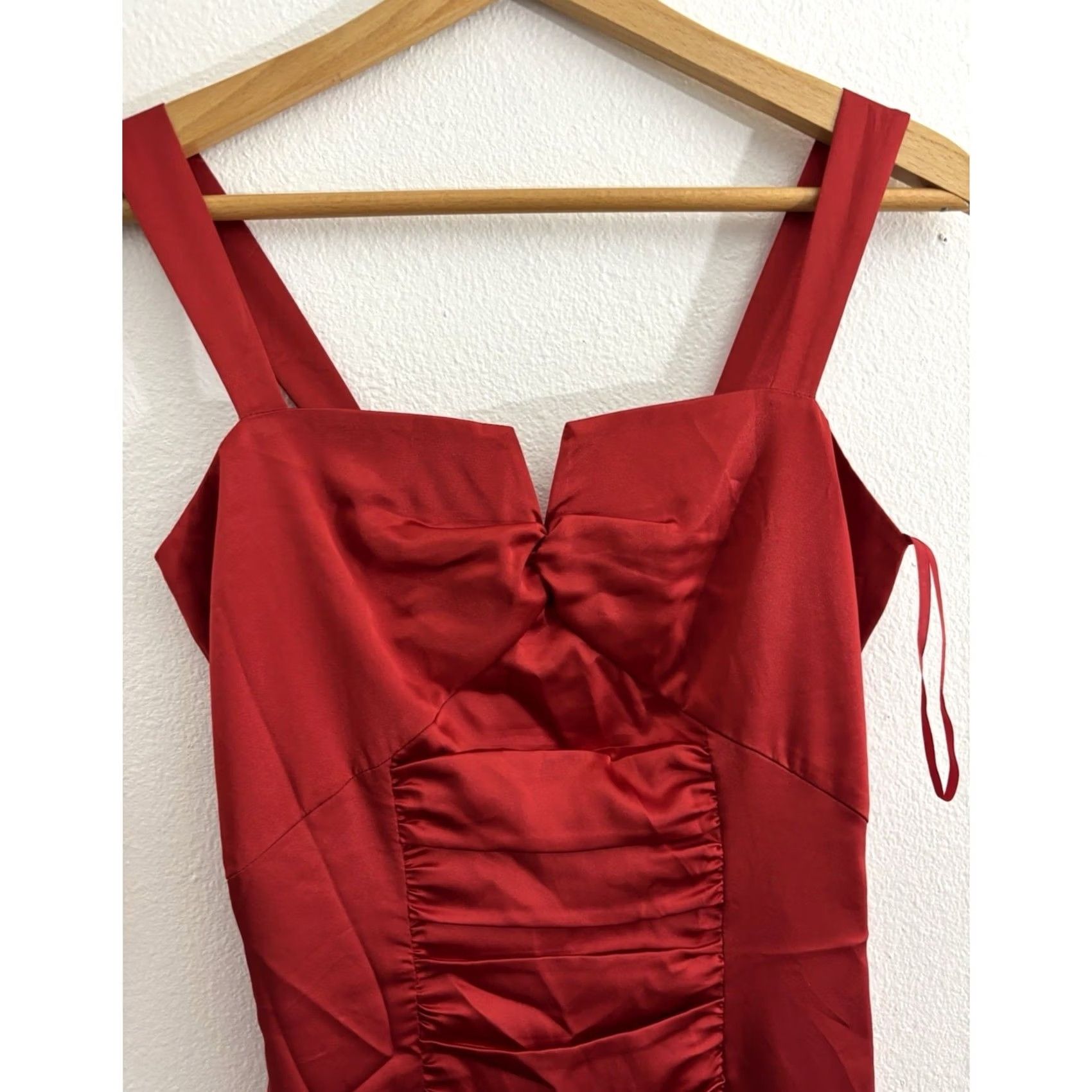 Vintage NEWPORT NEWS Red Ruched Dress Sleeveless Square Neck Knee Length Women Size 4 Size S / US 4 / IT 40 - 3 Thumbnail