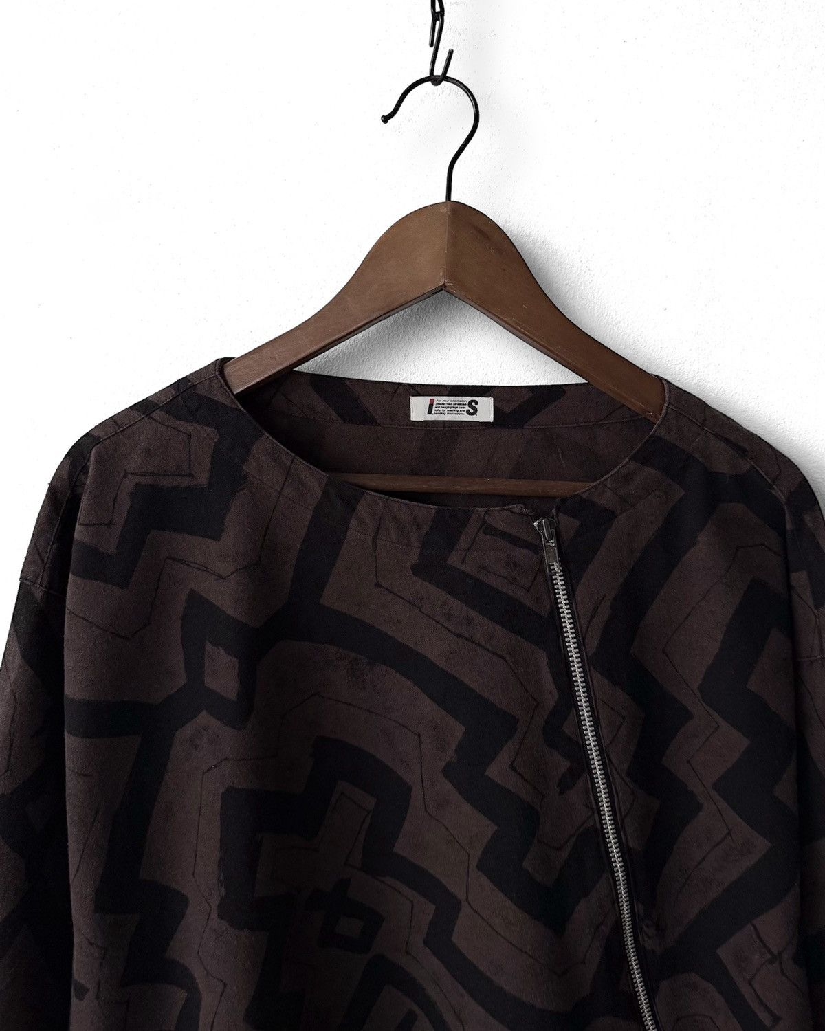 Issey Miyake IS ISSEY MIYAKE ASYMMETRIC ZIP JACKET SHIRT Size US M / EU 48-50 / 2 - 2 Thumbnail