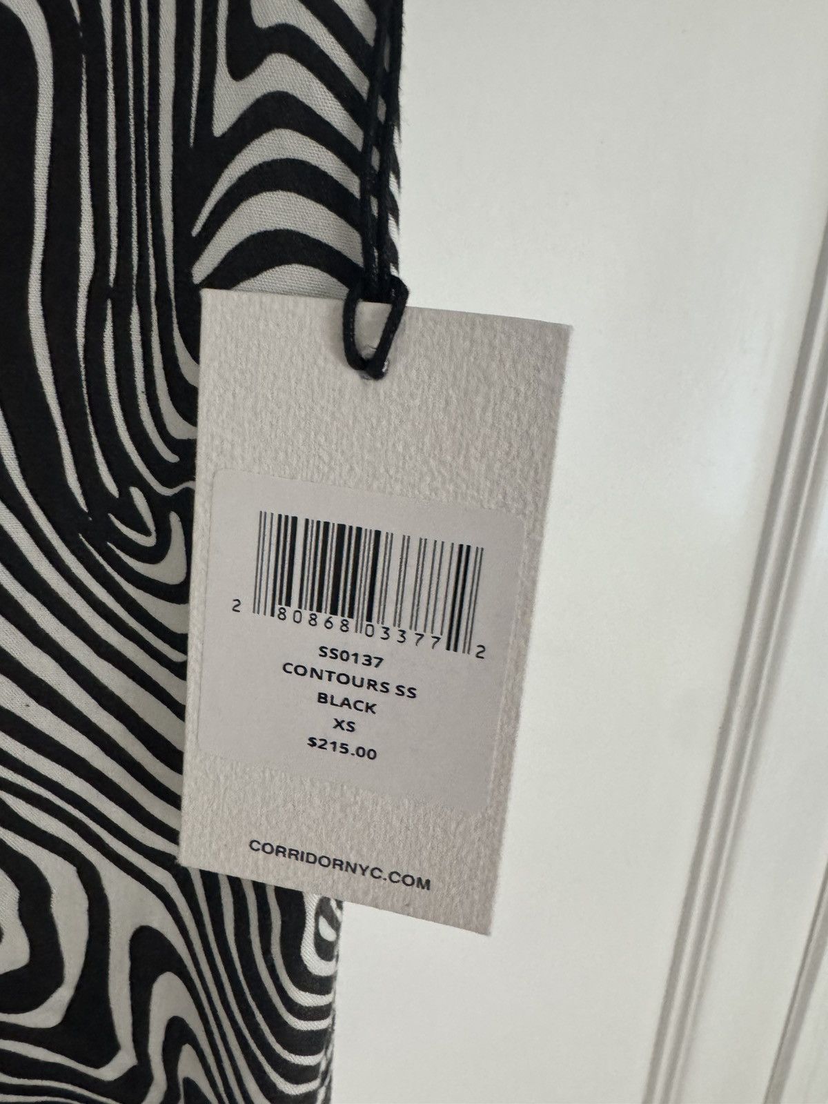 Corridor Corridor Contours Lyocell Short Sleeve Small Black NWT Size US XS / EU 42 / 0 - 5 Thumbnail