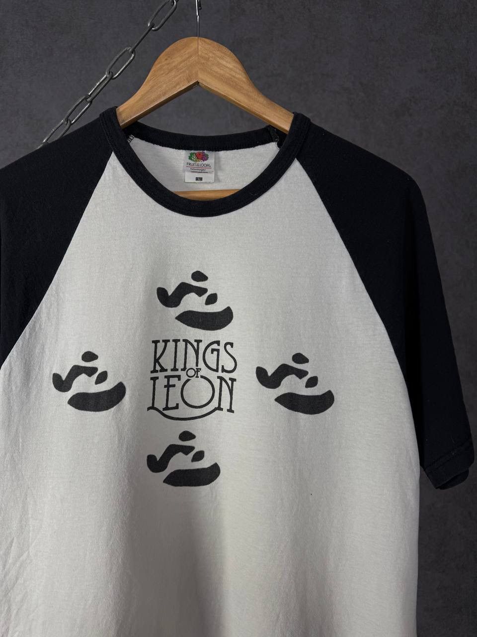 Band Tees Kings of Leon rock band tour tee Size US L / EU 52-54 / 3 - 3 Thumbnail
