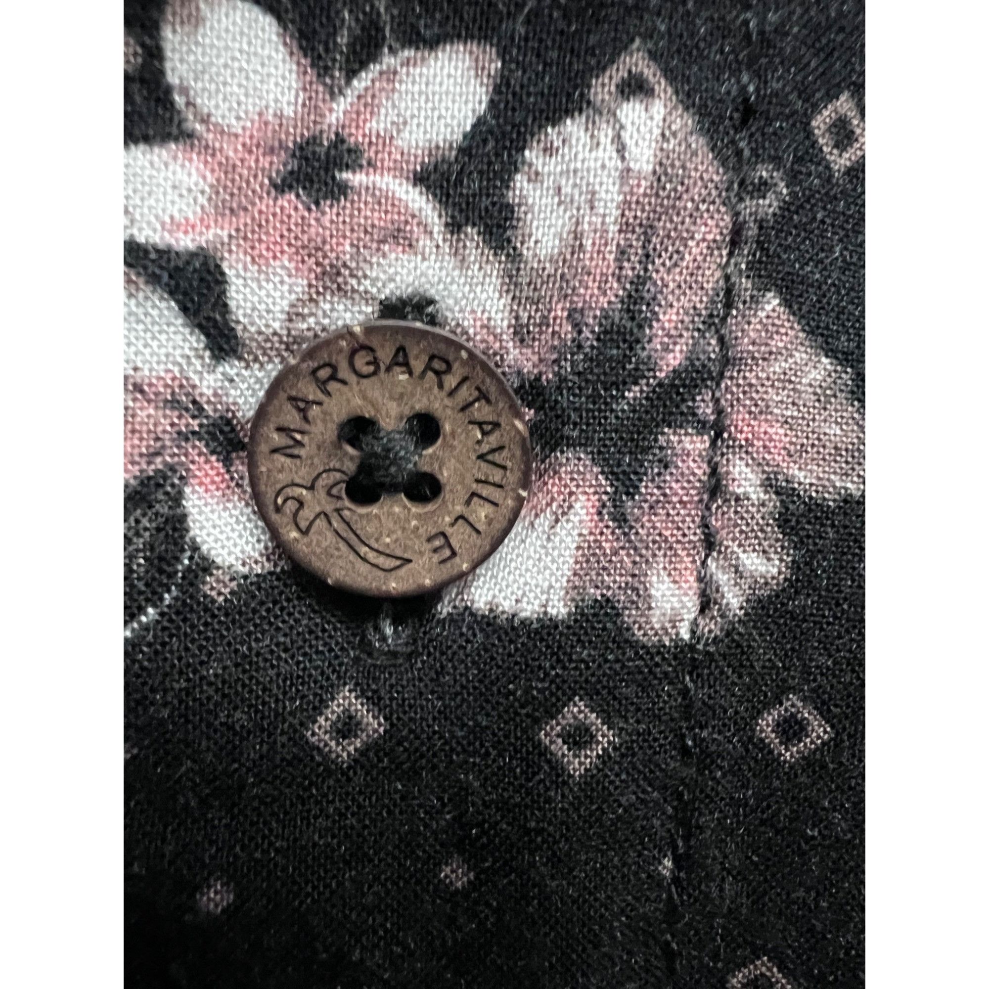 Vintage Jimmy Buffett Margaritaville Mens Vintage Black Floral Hawai Size US XL / EU 56 / 4 - 6 Thumbnail