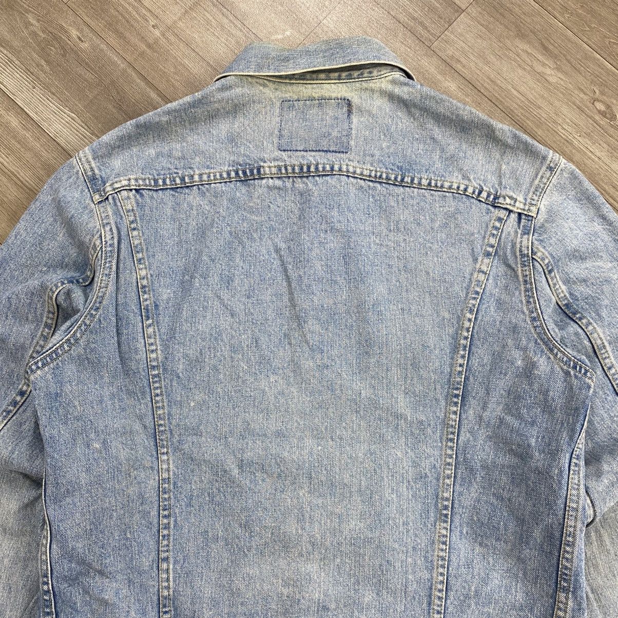 Levi's Vintage Clothing 2000s Vintage Levis 71557 Distressed #J30 Japan Denim Jacket Size US M / EU 48-50 / 2 - 14 Thumbnail