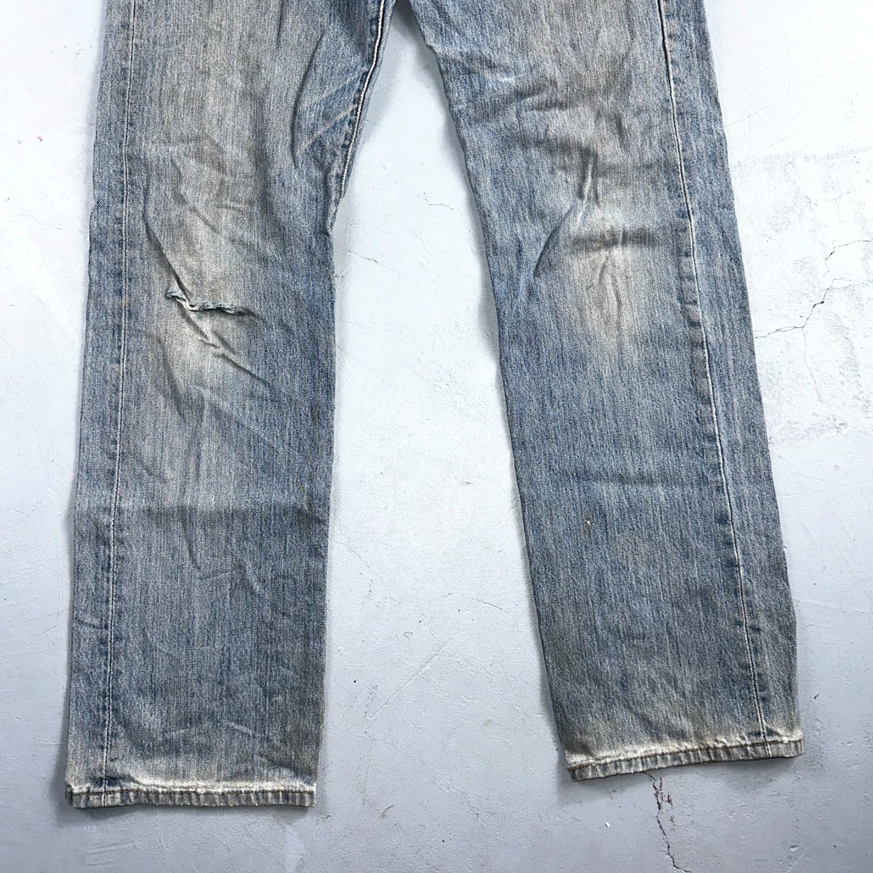 Levi's Levi's 501 Vintage Straight Jeans Blue Light Wash 35x34 Men Regular 90s 501 Series Comfort Jeans Size US 35 - 3 Thumbnail