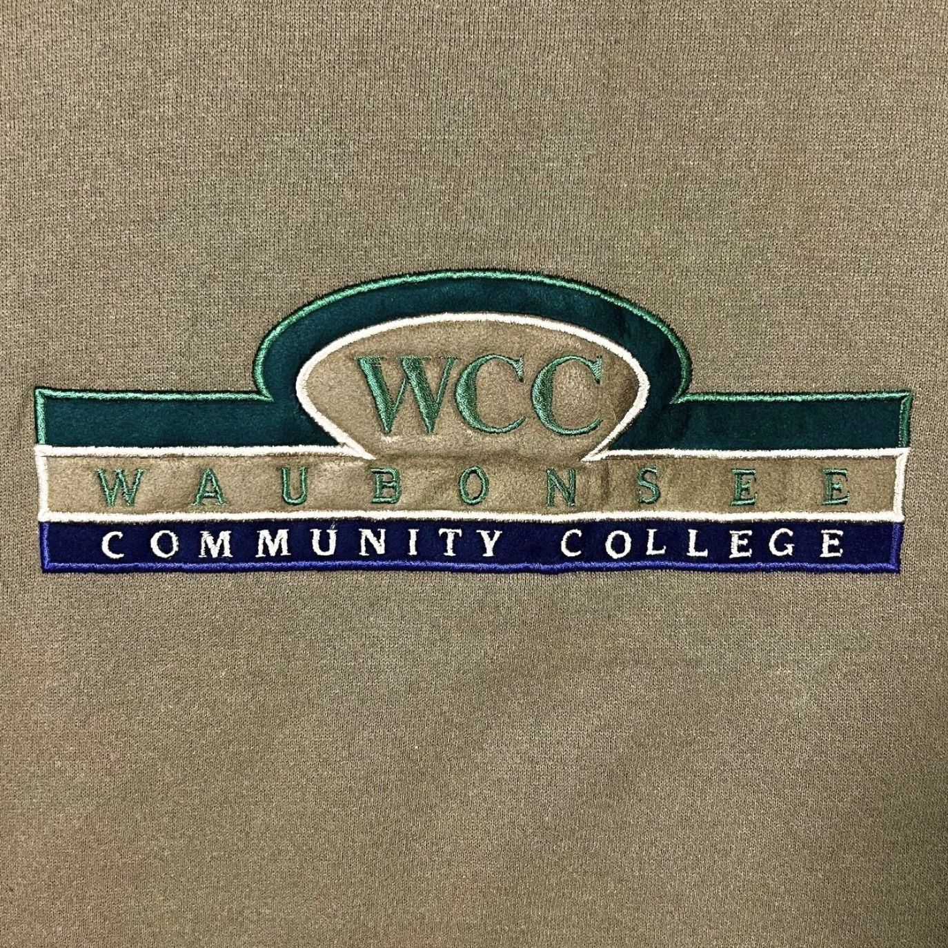 Jansport VINTAGE Jansport WCC Waubonsee Community College Embroidered Made In USA Brown Sweatshirt XL Mens Size US XL / EU 56 / 4 - 3 Thumbnail