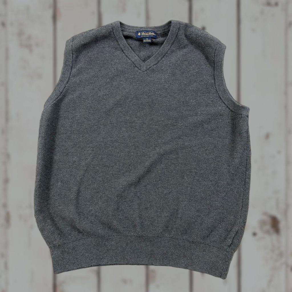 Brooks Brothers Brooks Brothers Vest Sweater Mens XL Gray Knit Cotton Cashmere V Neck Pullover Size US XL / EU 56 / 4 - 1 Thumbnail