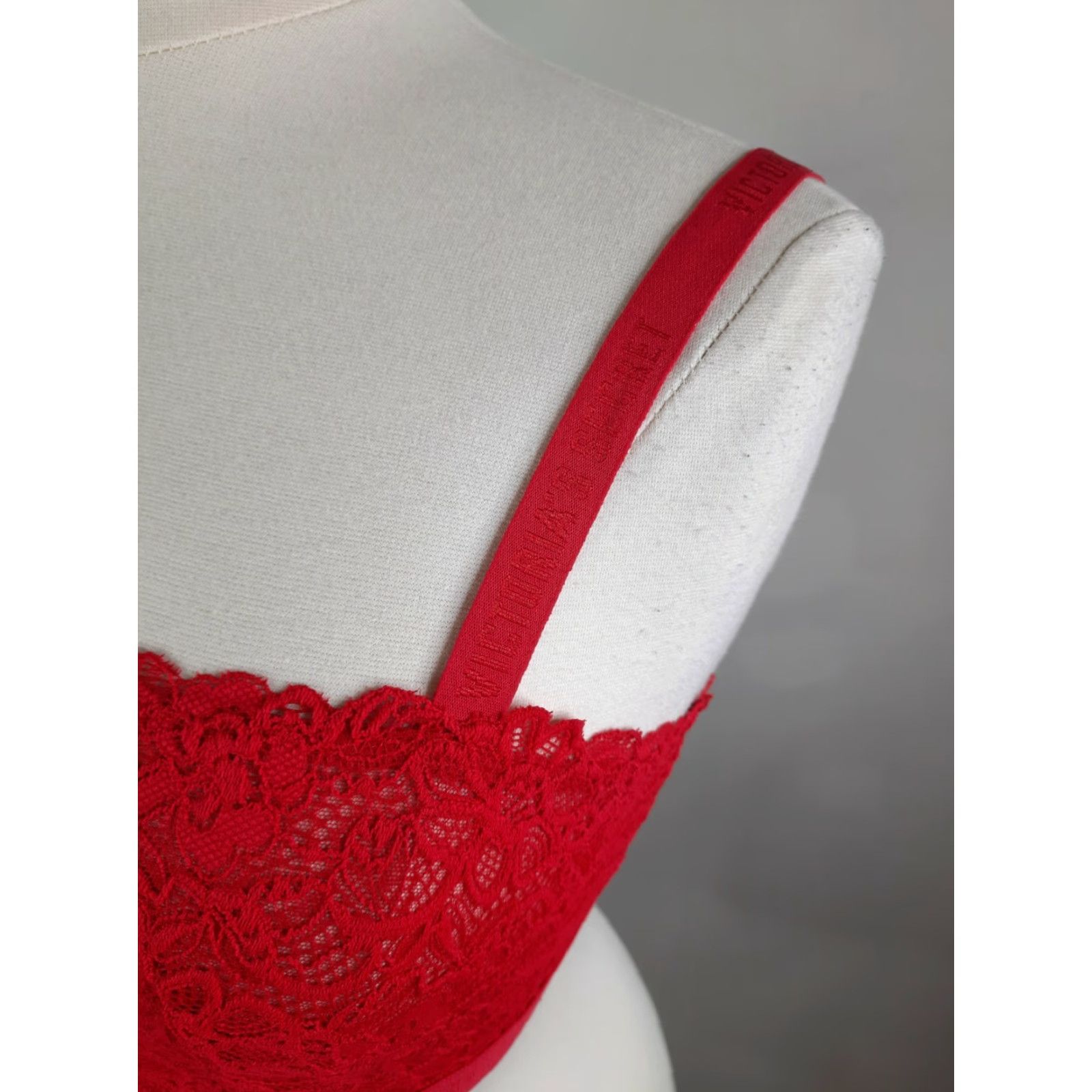 Victoria's Secret Victoria’s Secret Bralette Lace Strappy Back Unlined Red Large Nylon Wireless S2S Womens Size ONE SIZE - 6 Thumbnail