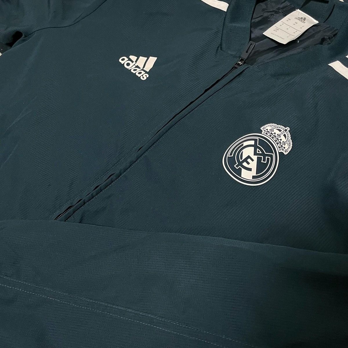 Adidas Real Madrid 2018/2019Training Jacket Adidas Size US M / EU 48-50 / 2 - 4 Thumbnail