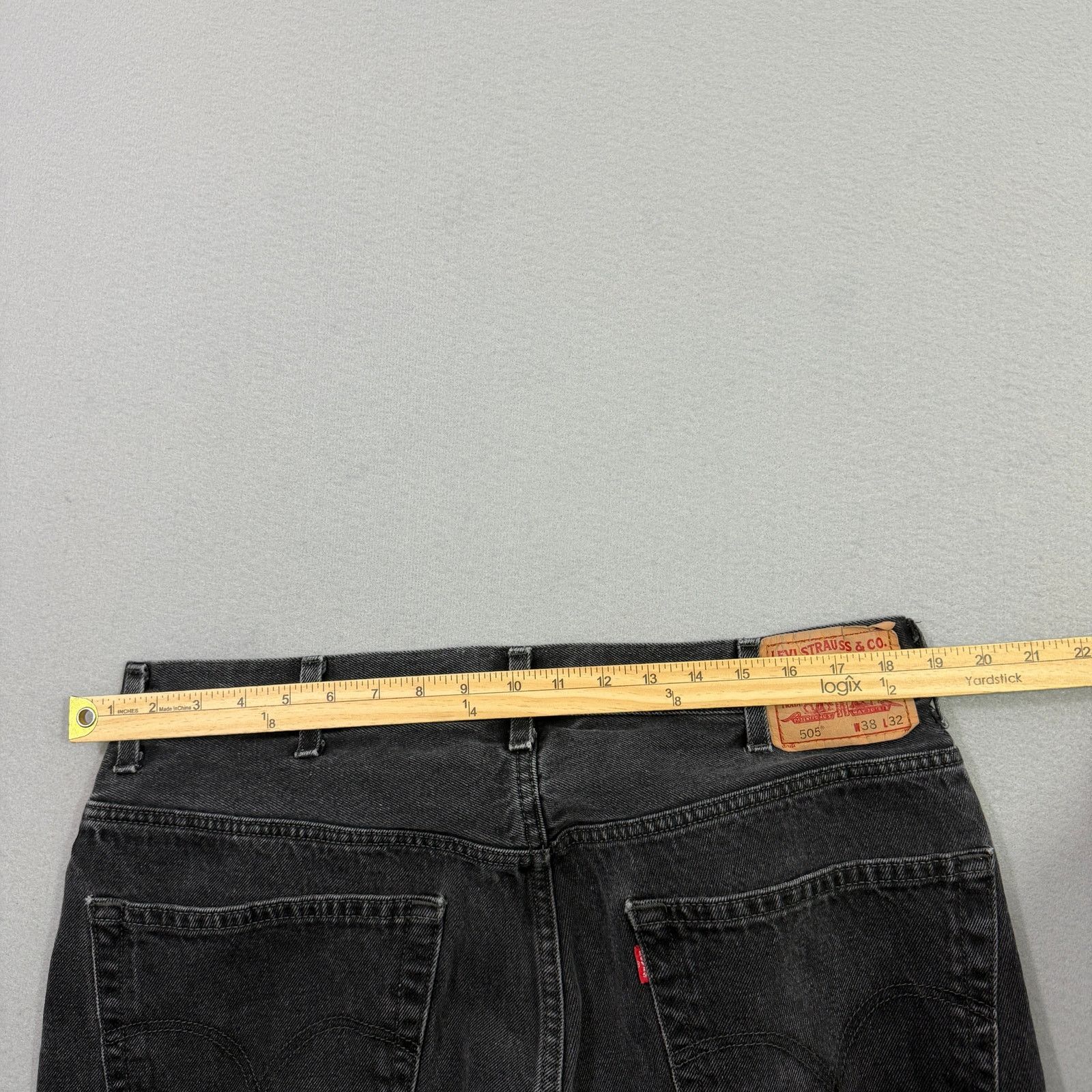 Levi's Vintage Levis 505 Jeans Men's 38x32 Black Denim Straight Fit Size US 38 / EU 54 - 8 Thumbnail