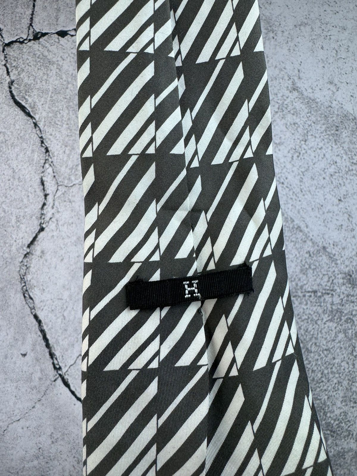 Hermes Hermes Paris Tie 100% Silk Size ONE SIZE - 6 Thumbnail