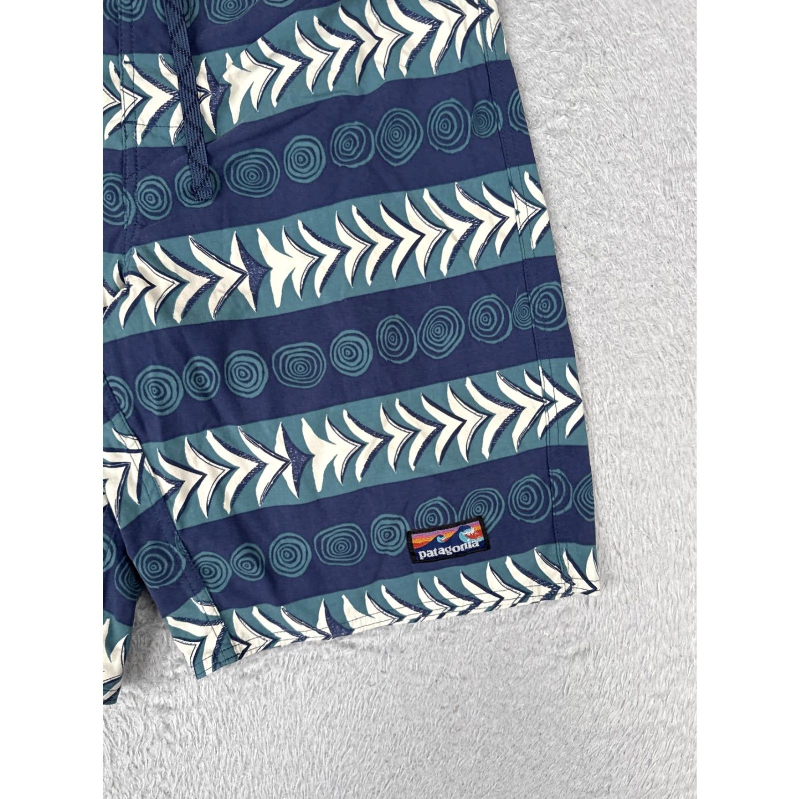 Patagonia Patagonia Board Shorts Mens 34 Blue Tribal Stripe Swim Trunks Drawstring Surf Bottoms Mens Size US 34 / EU 50 - 2 Thumbnail