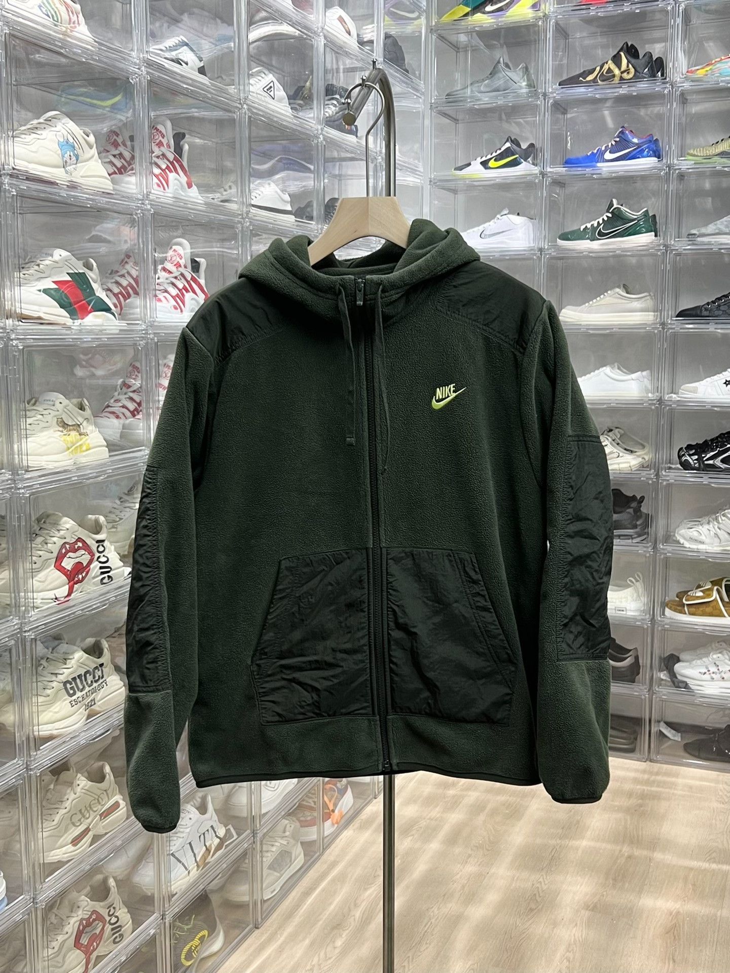 Nike Nike Embroidered Green Light Jacket m Men Size US M / EU 48-50 / 2 - 1 Thumbnail