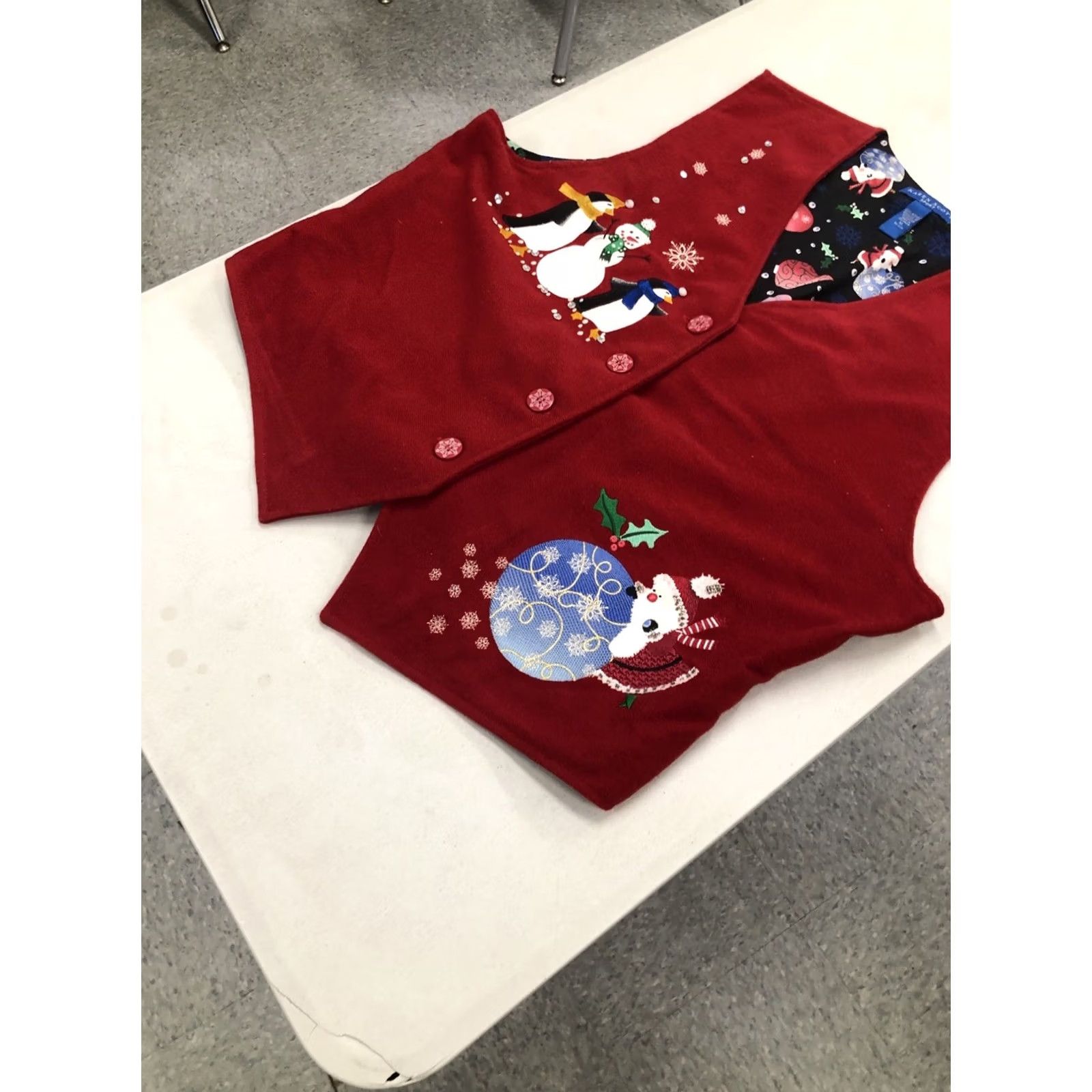 Vintage Karen Scott Sport Embroidered Grandma Festive Christmas Cozy Vest XL Red Sleeveless Vest Women's Christmas Theme Party/Cocktail Casual Size XL / US 12-14 / IT 48-50 - 3 Thumbnail