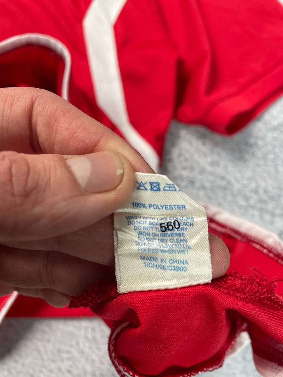 Champion × Vintage 2008-10 Wales Champion Home Shirt Size US XL / EU 56 / 4 - 7 Thumbnail