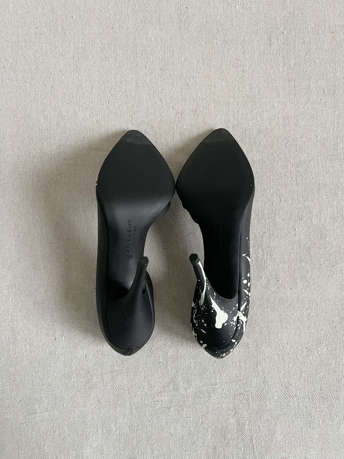 Givenchy Vintage Givenchy Cut-Out Painted Stilettos Size US 9 / IT 39 - 6 Thumbnail