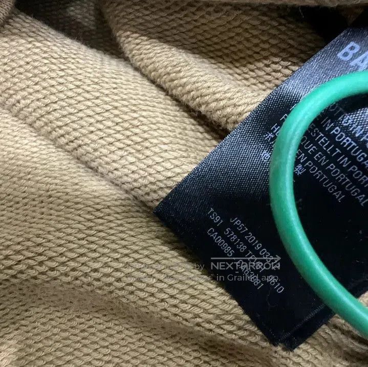 Balenciaga Balenciaga Casual Logo Hoodie in Khaki. Size US XS / EU 42 / 0 - 5 Thumbnail