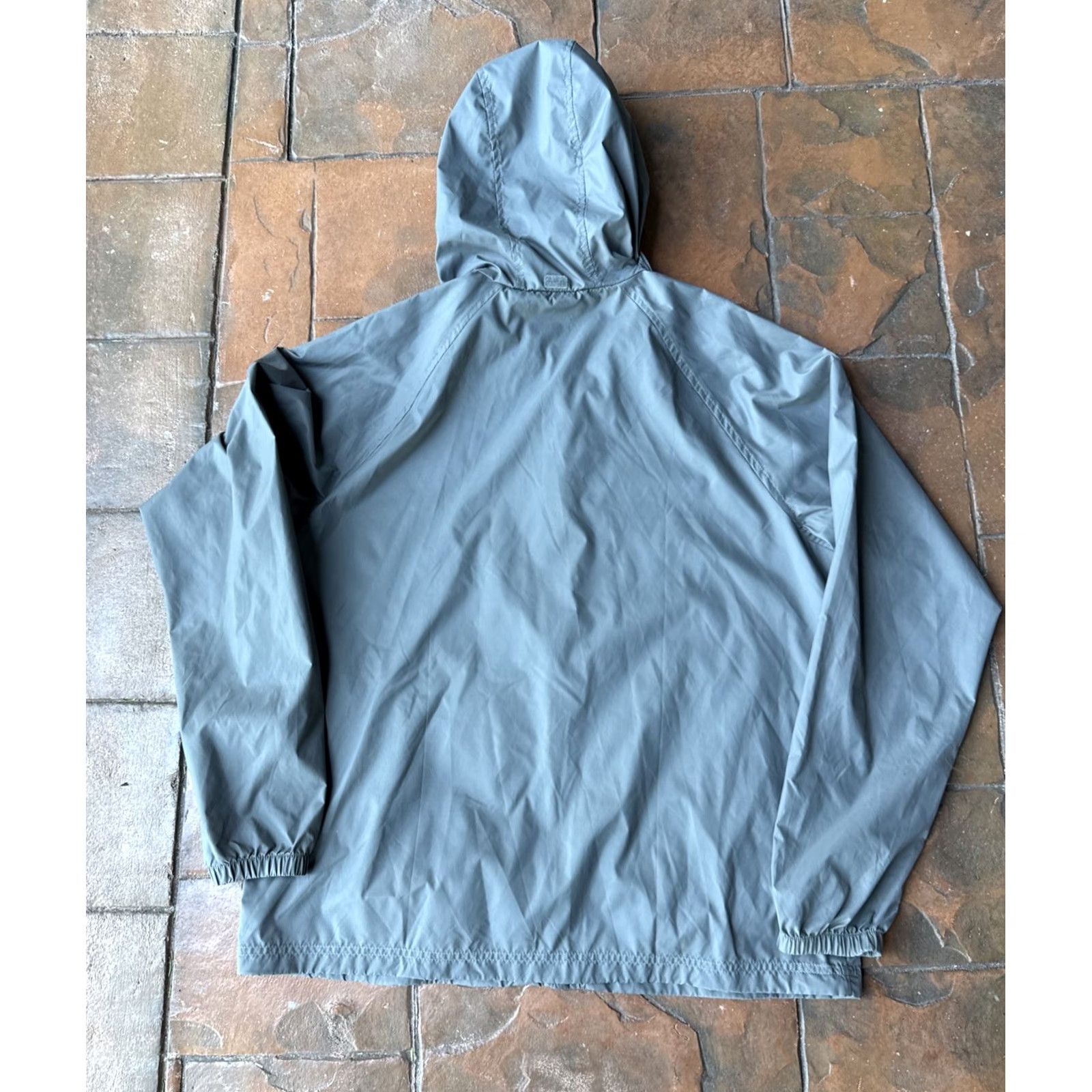 Vintage LL Bean Discovery Hooded Rain Wind Breaker Jacket M Gray Nylon Softshell Logo Windbreaker Men Regular XS? Size US M / EU 48-50 / 2 - 3 Thumbnail