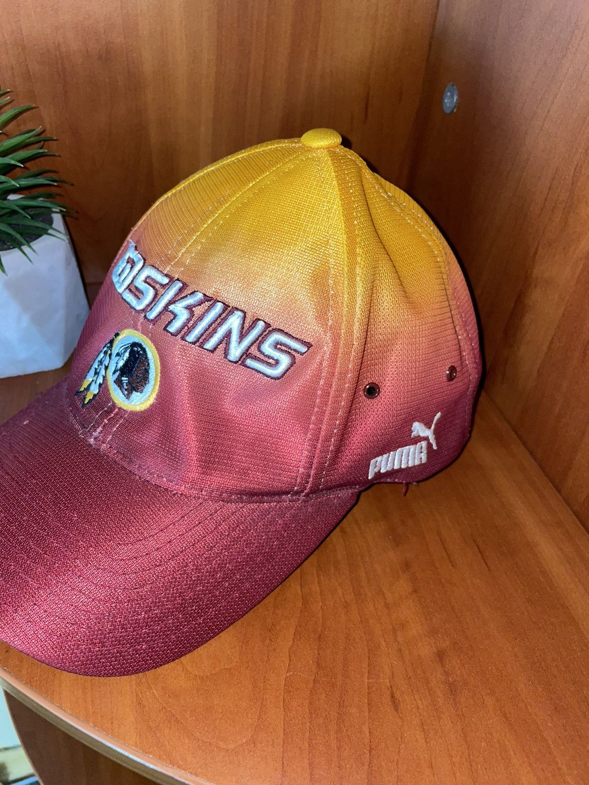 NFL × Puma × Vintage Puma Redskins NFL vintage y2k cap 90s Size ONE SIZE - 2 Thumbnail