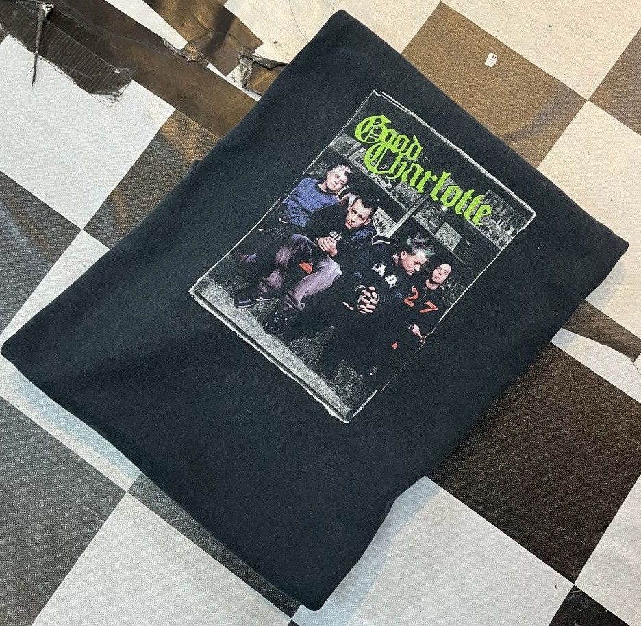 Band Tees VTG GOOD CHARLOTTE Size US XL / EU 56 / 4 - 5 Thumbnail