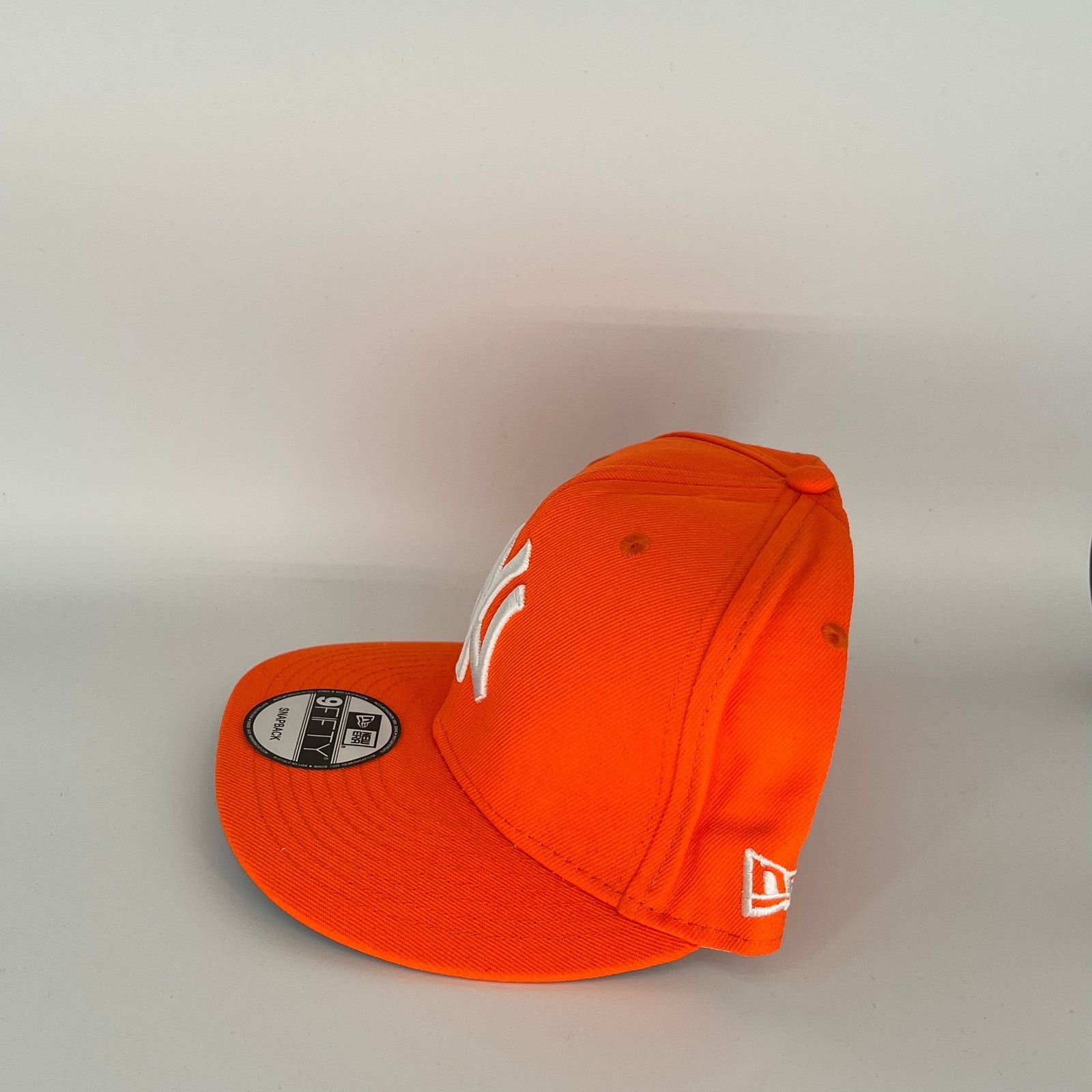 New Era Orange New York Yankees 2000 New York Yankees New York Mets Size ONE SIZE - 2 Thumbnail
