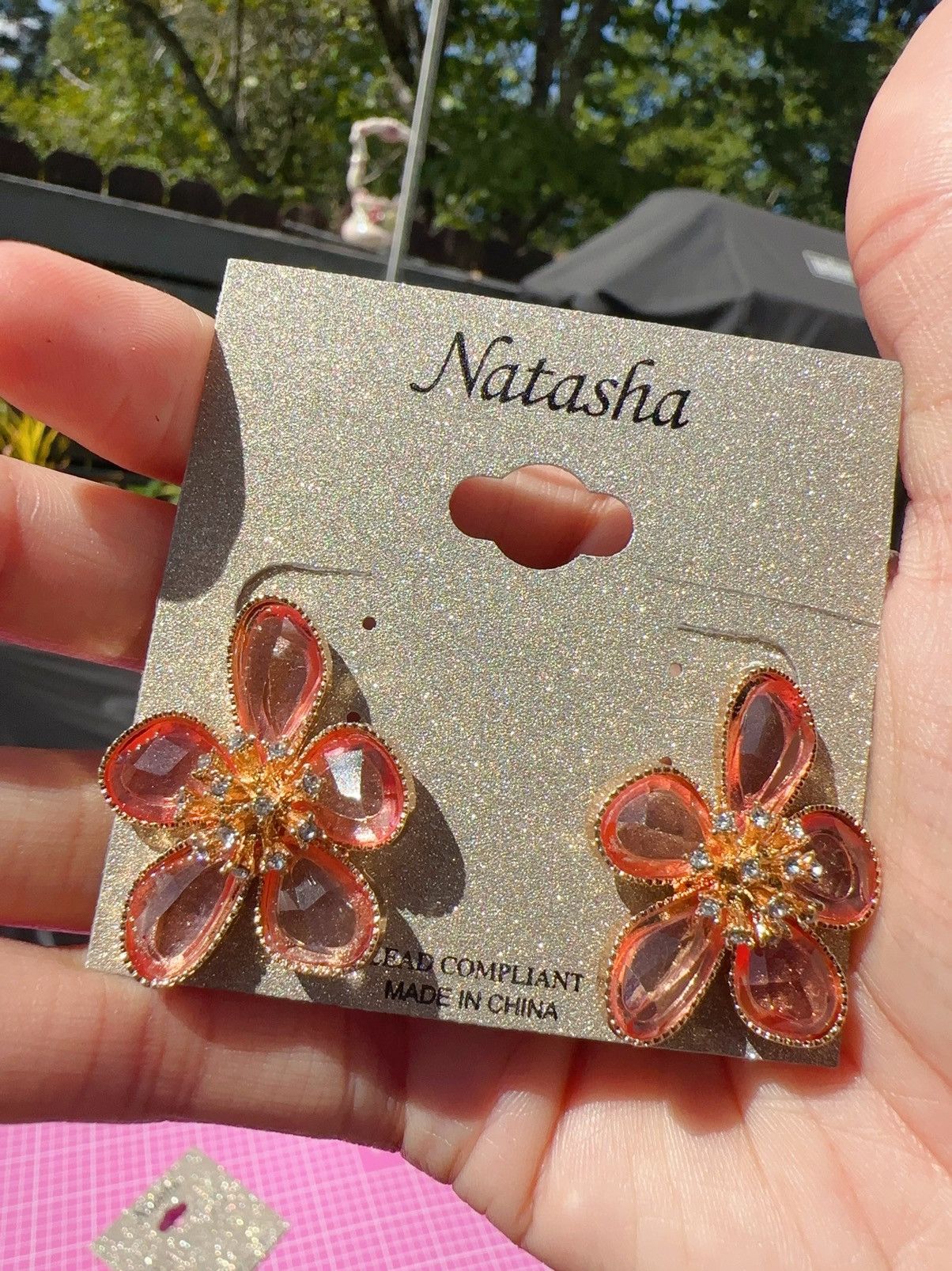 Designer Natasha Gold tone Pink crystal flower earrings stud Size ONE SIZE - 4 Thumbnail