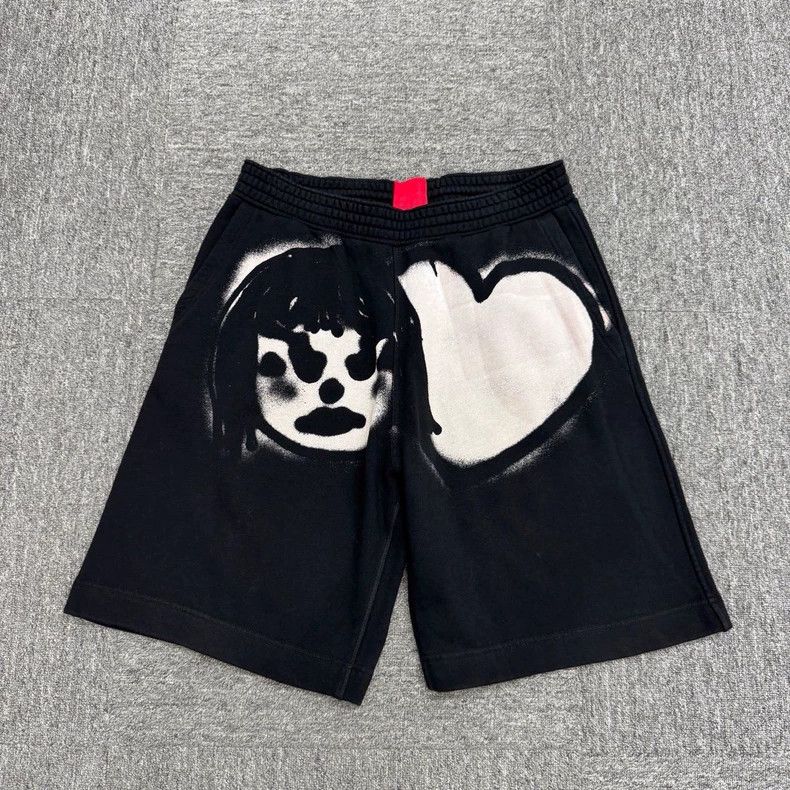 Givenchy Givenchy SizeL Graffiti doll love heart shorts Size US 31 - 1 Thumbnail
