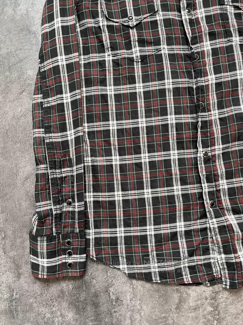 Saint Laurent Paris Saint Laurent Paris Double Pocket Cat Eye Button Plaid Shi Size US L / EU 52-54 / 3 - 3 Thumbnail