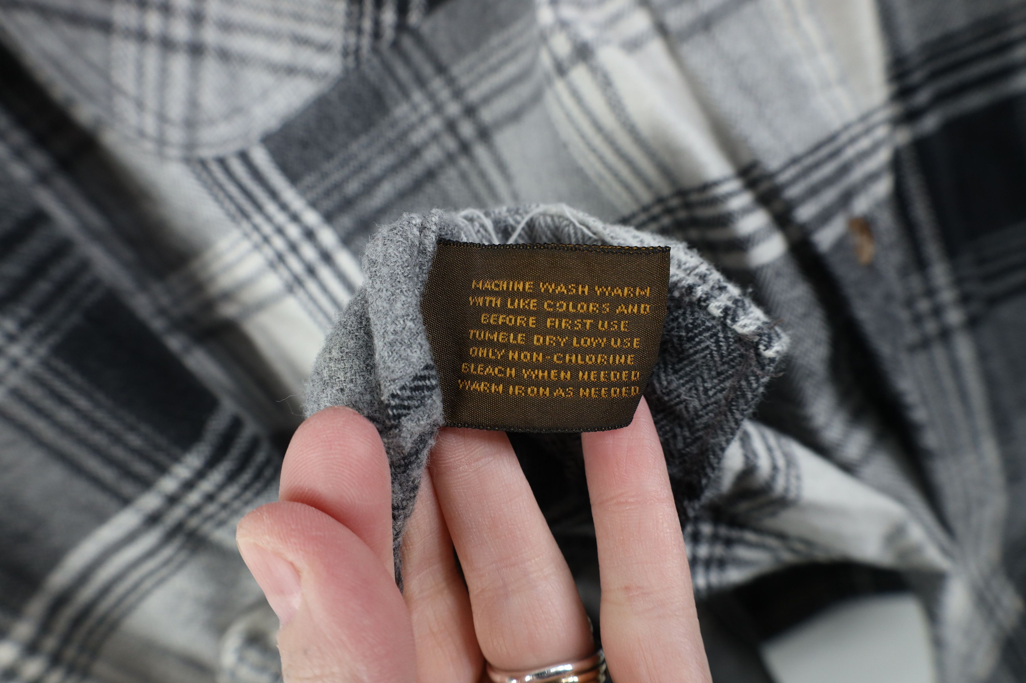 Vintage Vintage 90s Streetwear Heavyweight Button Shirt Plaid Size US L / EU 52-54 / 3 - 8 Thumbnail