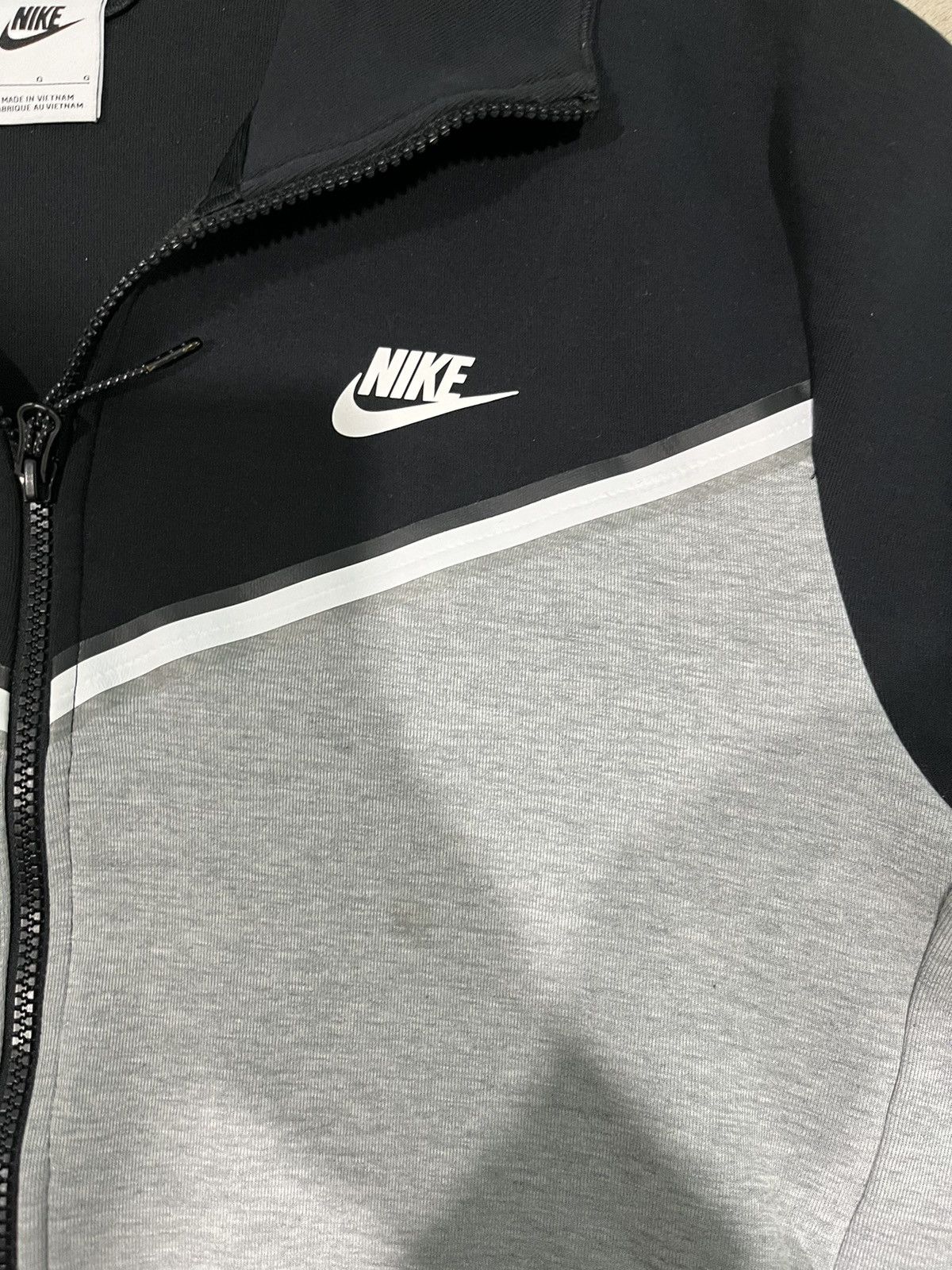 Nike Black/Gray Nike Tech Size US L / EU 52-54 / 3 - 3 Thumbnail