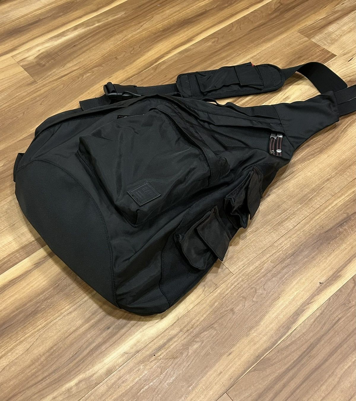 Gap Y2K GAP Cross Body Sling Backpack Size ONE SIZE - 5 Thumbnail