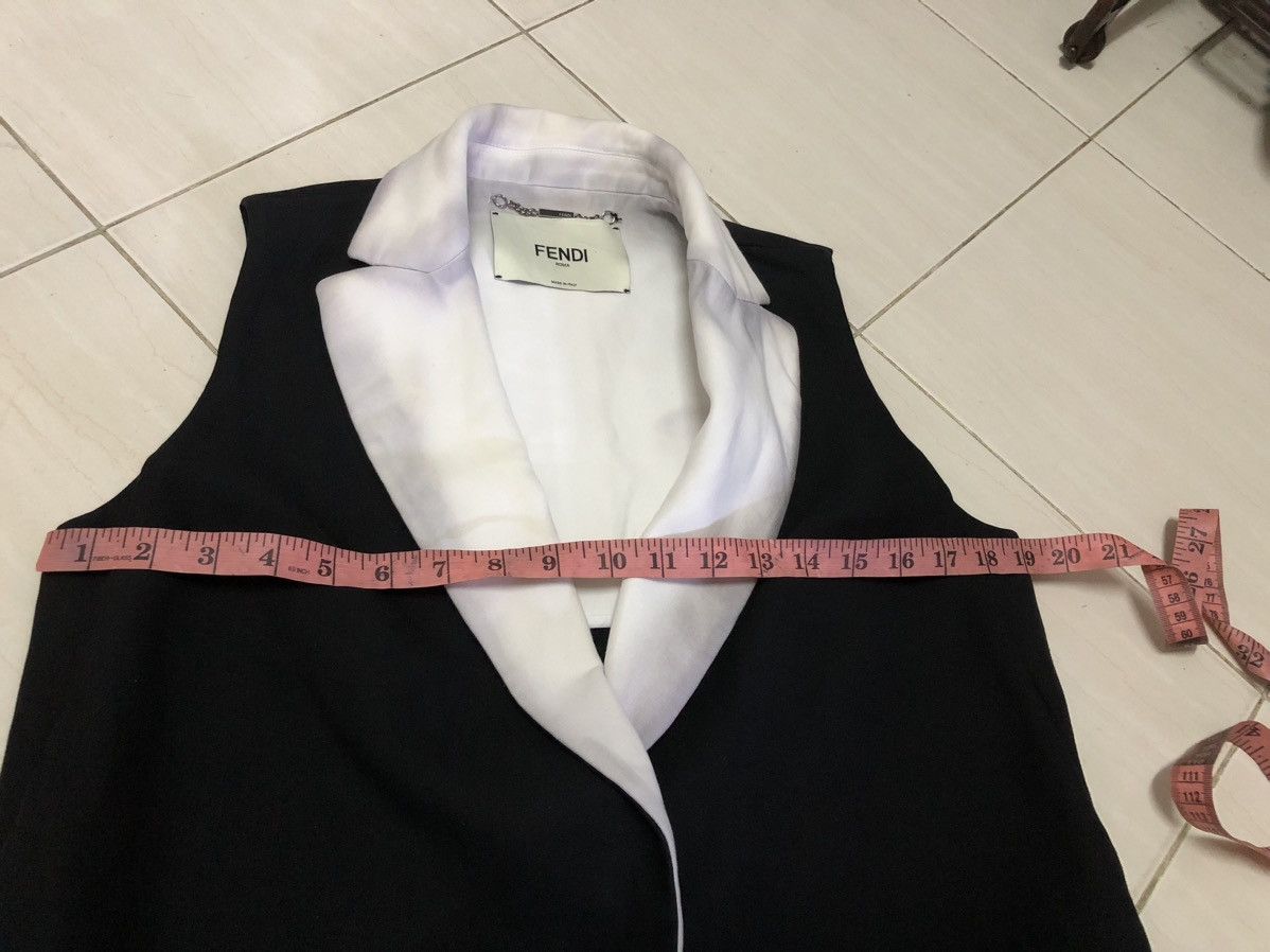 Fendi Genuine fendi sleeveless long jacket size S/M Size M / US 6-8 / IT 42-44 - 11 Thumbnail