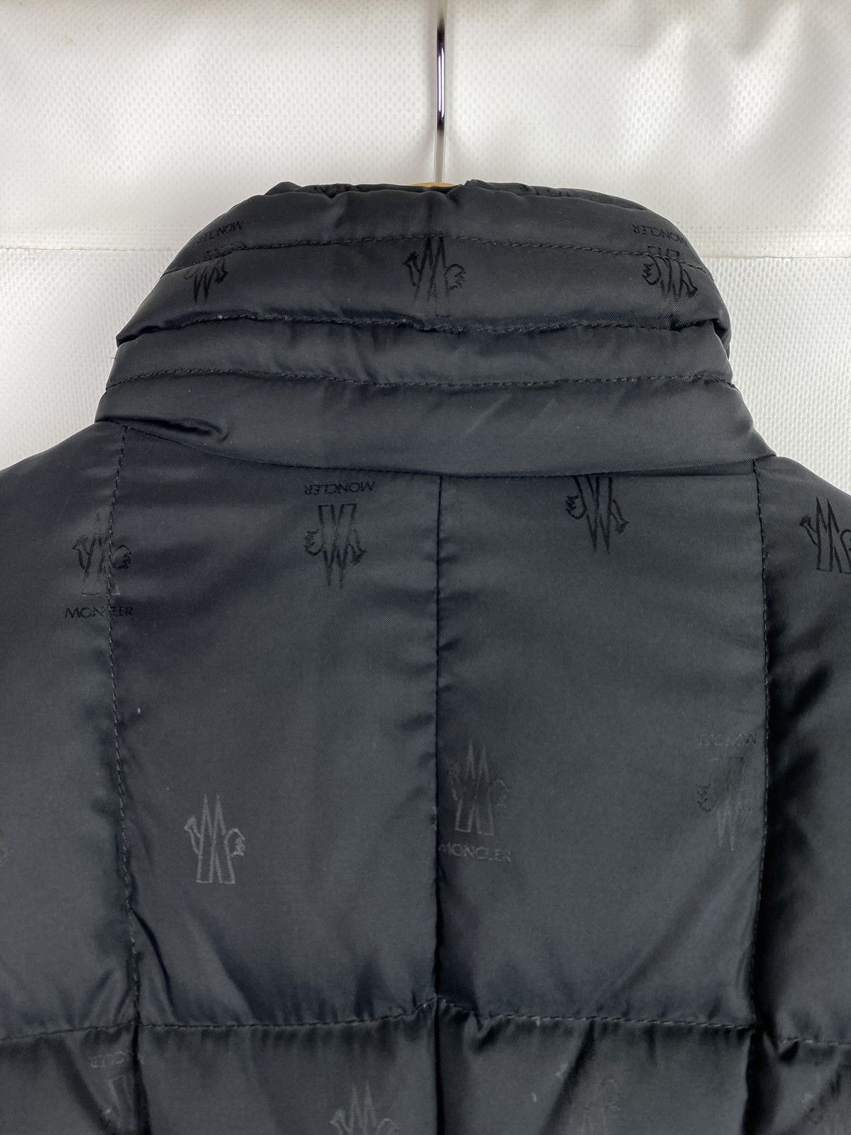 Moncler Moncler vintage multilogo monogram quilted down jacket Size S / US 4 / IT 40 - 14 Thumbnail