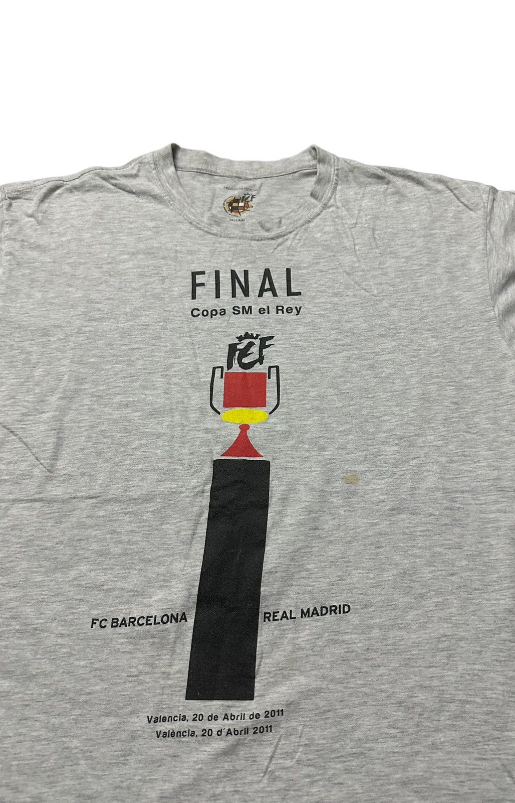 Vintage 🔥Limited🔥 Final copa 2011 Barcelona vs real madrid tee Size US L / EU 52-54 / 3 - 2 Thumbnail